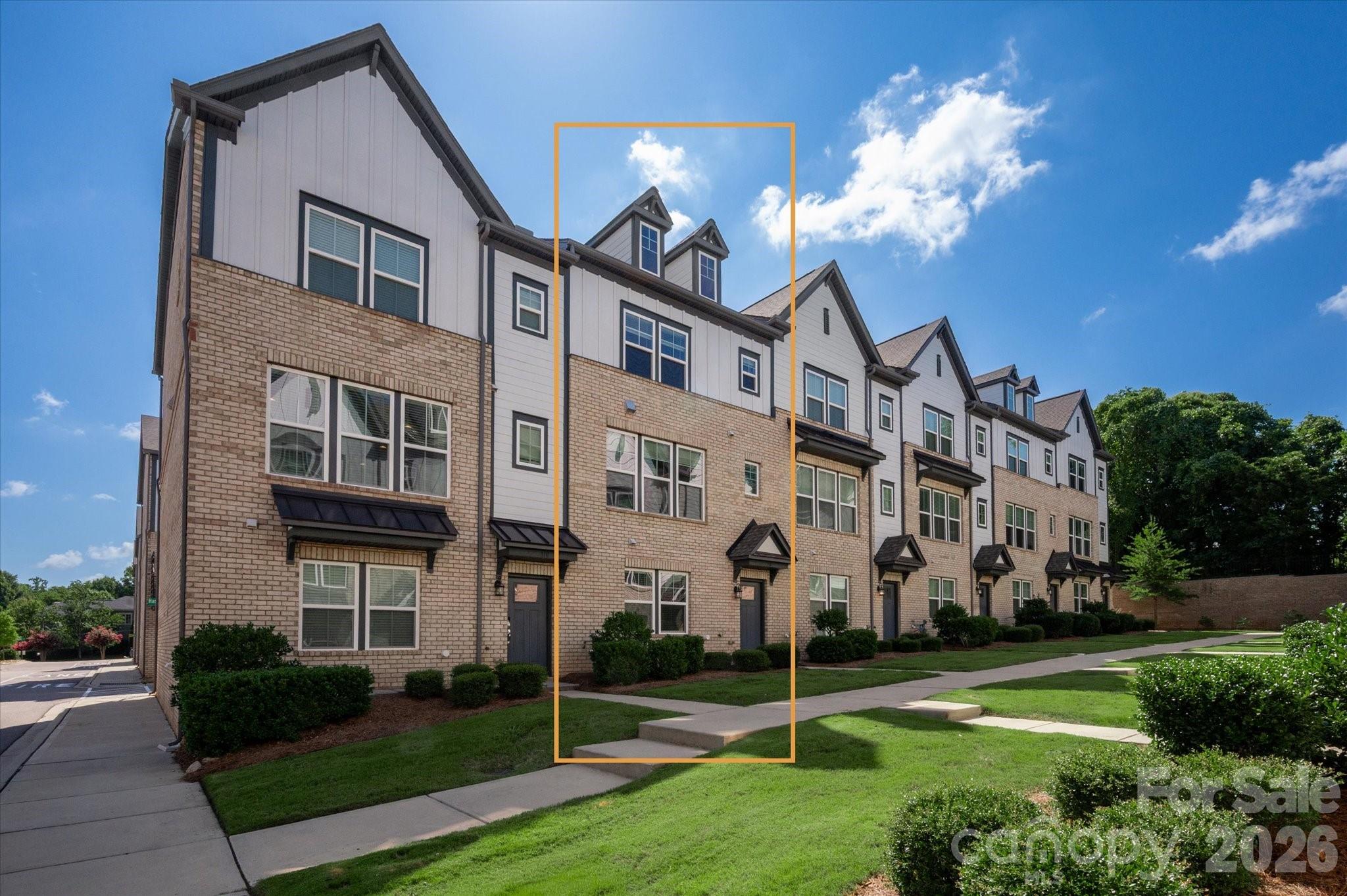 314 Hastings Run Dr, Charlotte, NC 28211