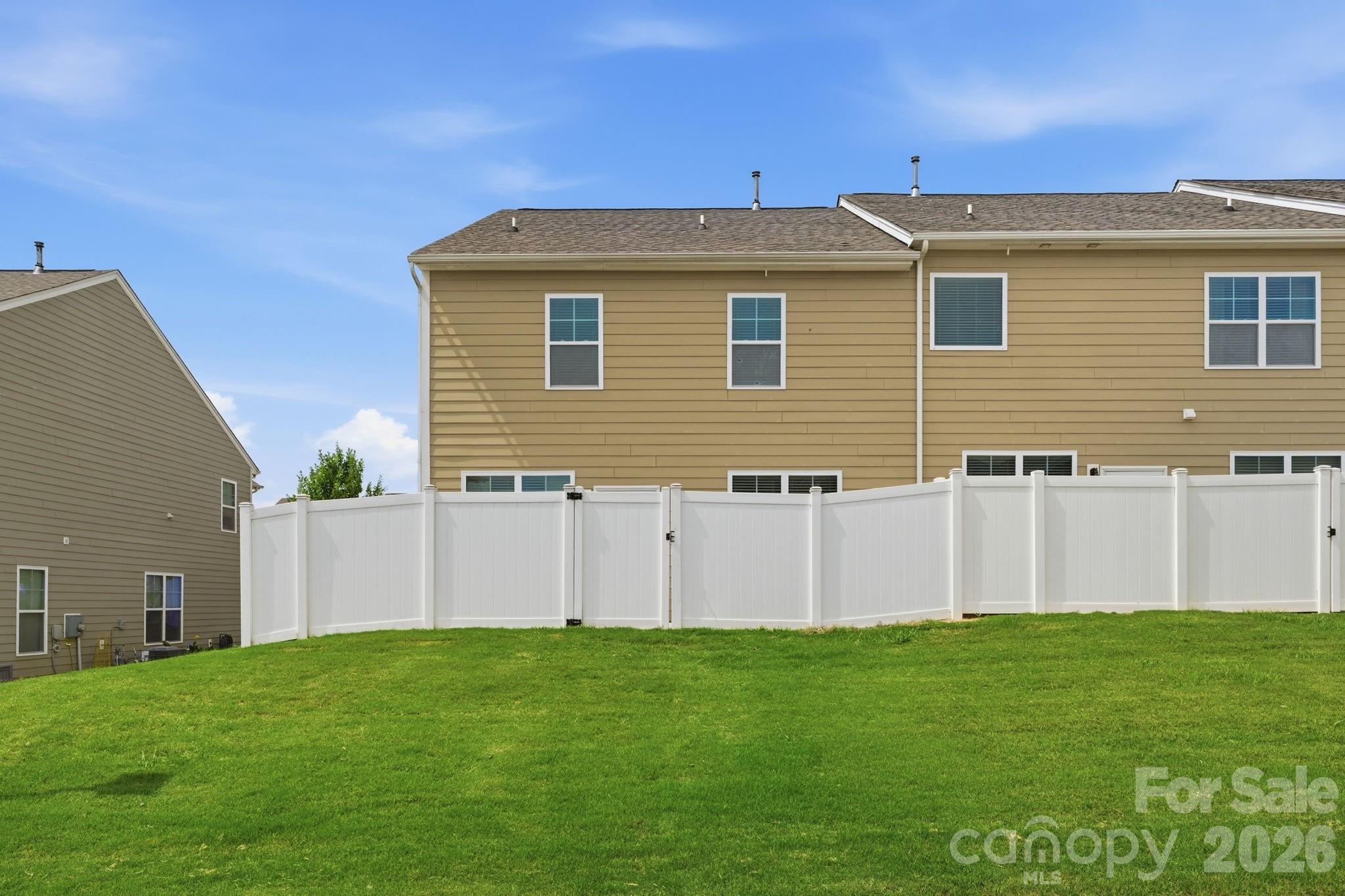 5069 Gribble Ln, Lancaster, SC 29720