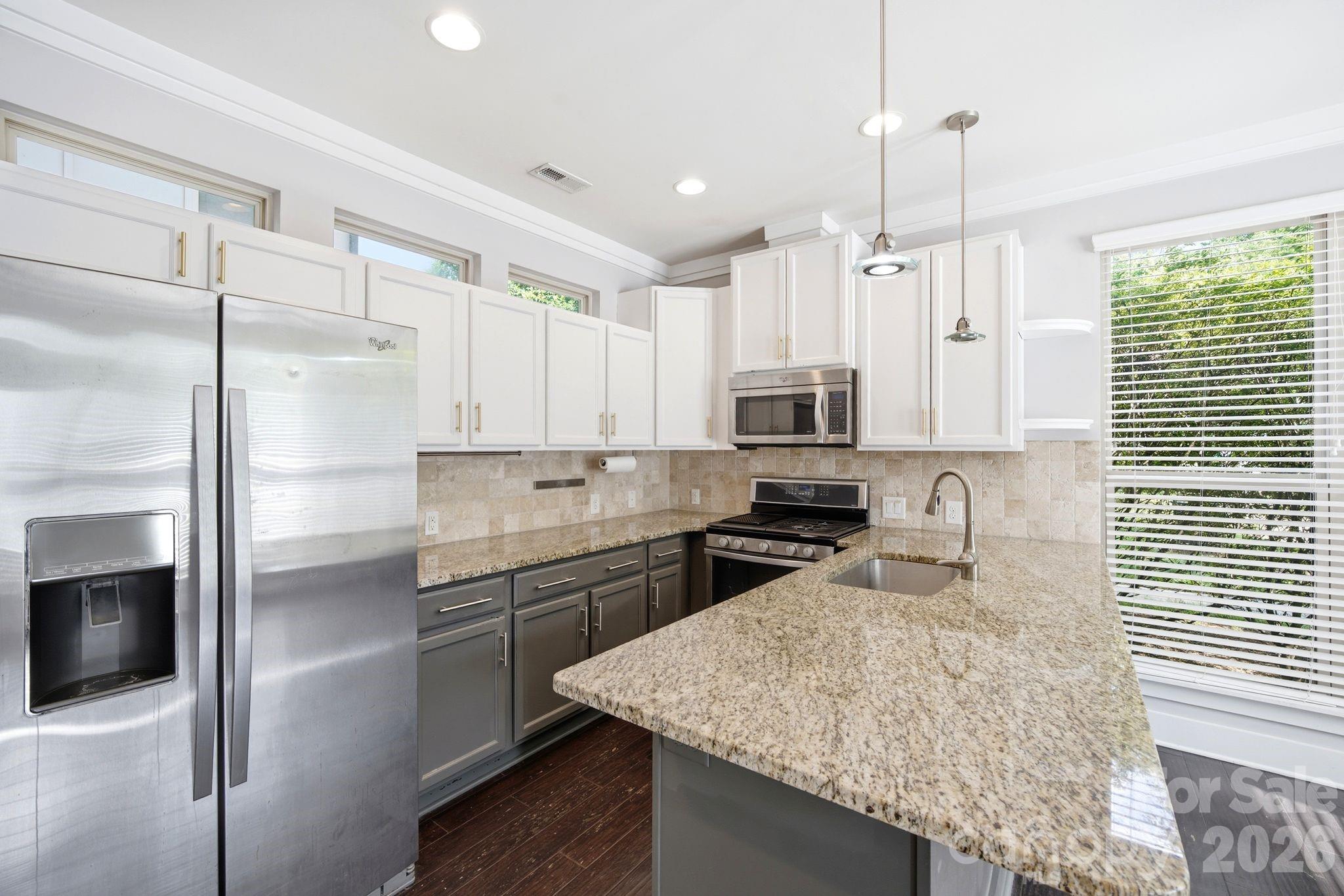 923 Warren Burgess Ln, Charlotte, NC 28205