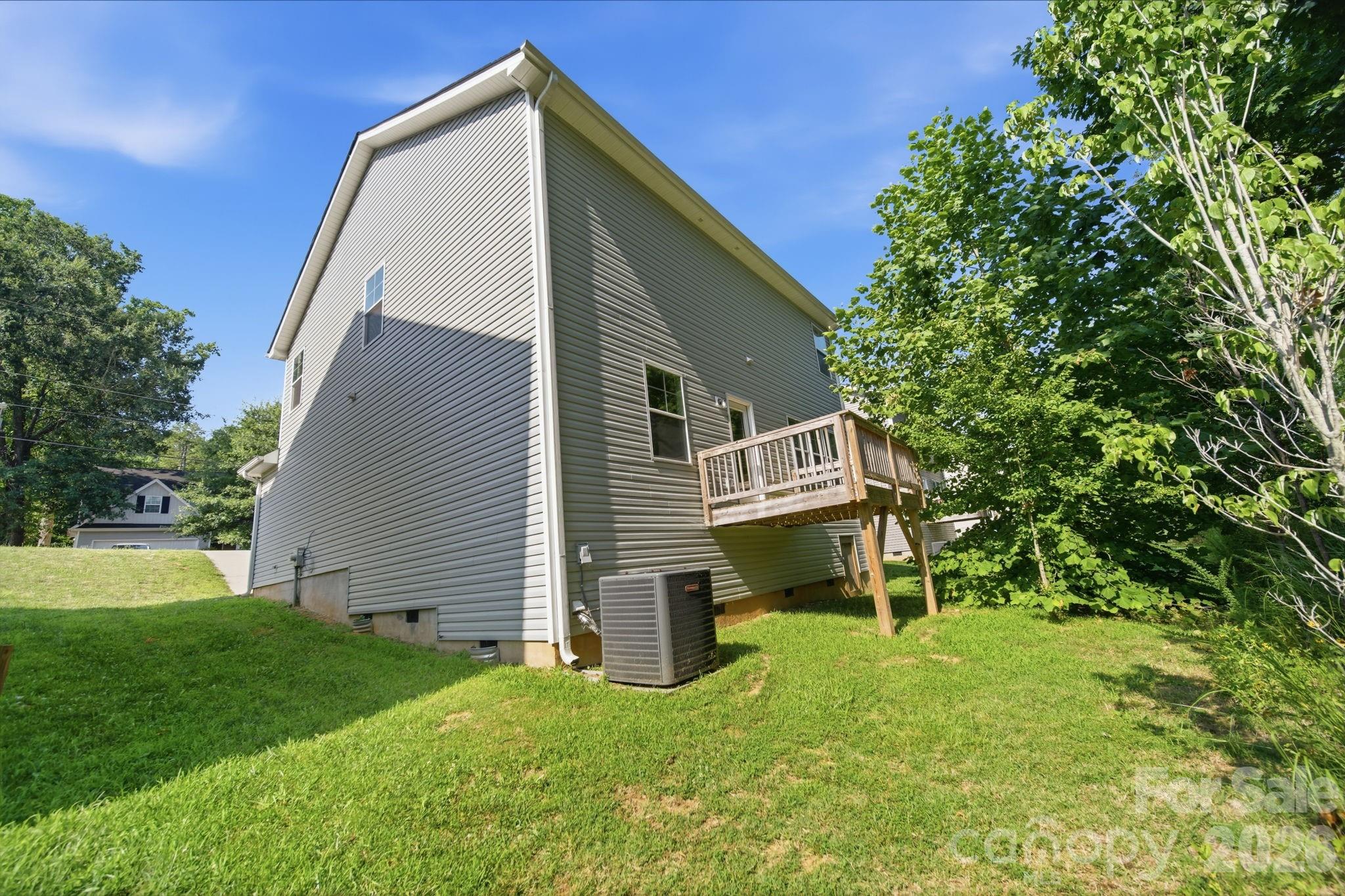 7809 E Lane Dr, Charlotte, NC 28212