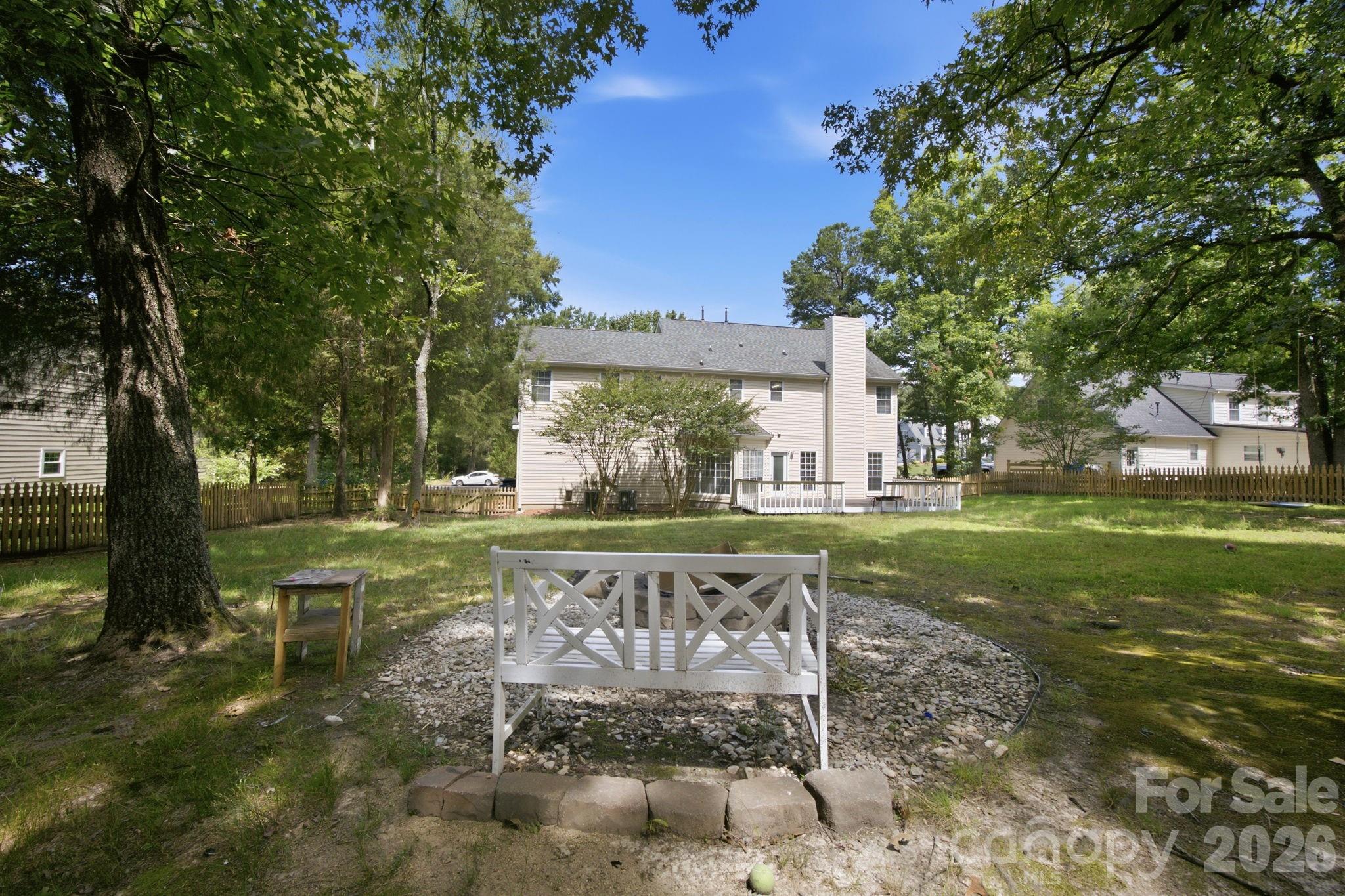 8048 Hunley Ridge Rd, Matthews, NC 28104