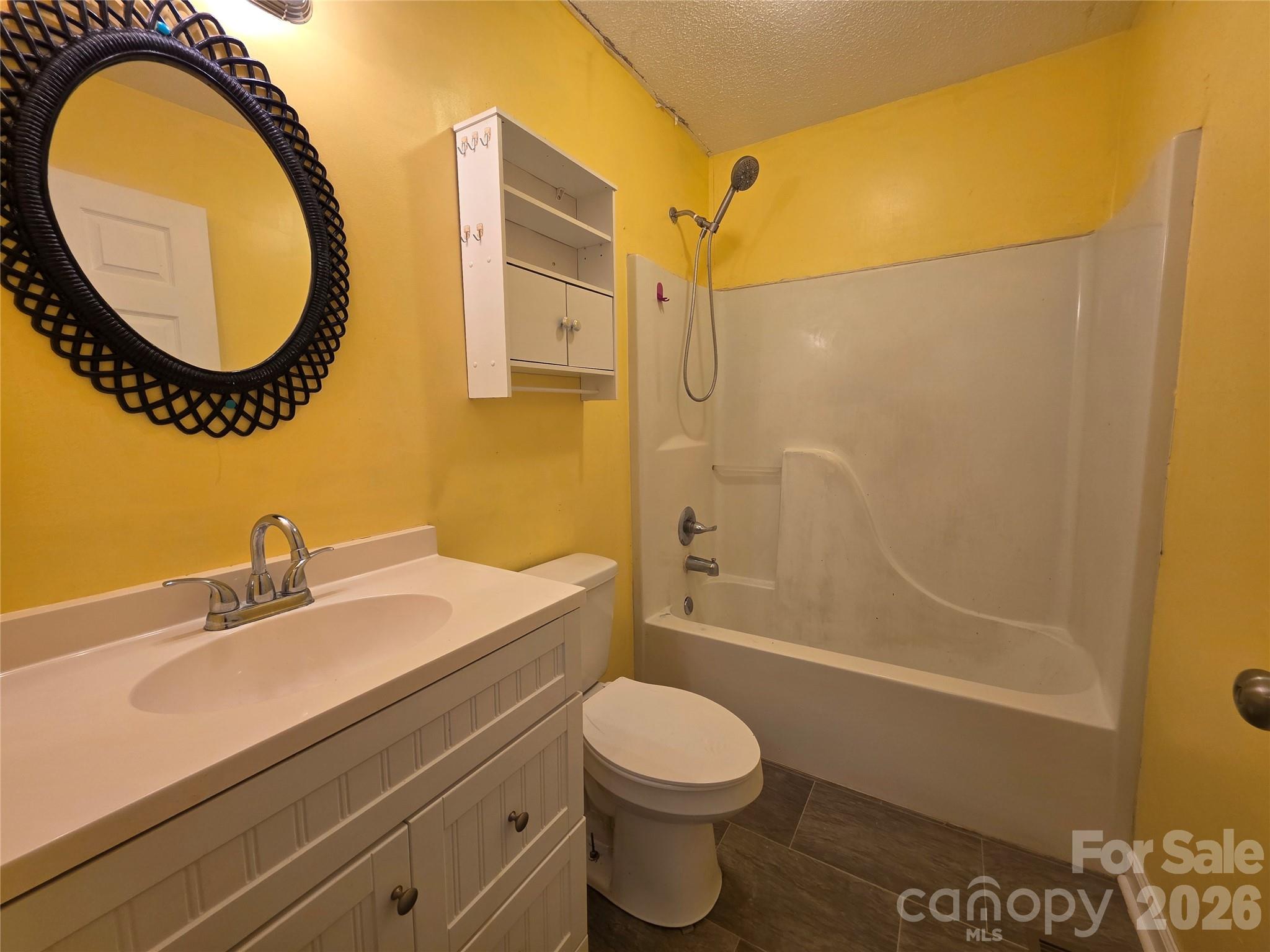 2831 Beechwood Cir, Gastonia, NC 28054