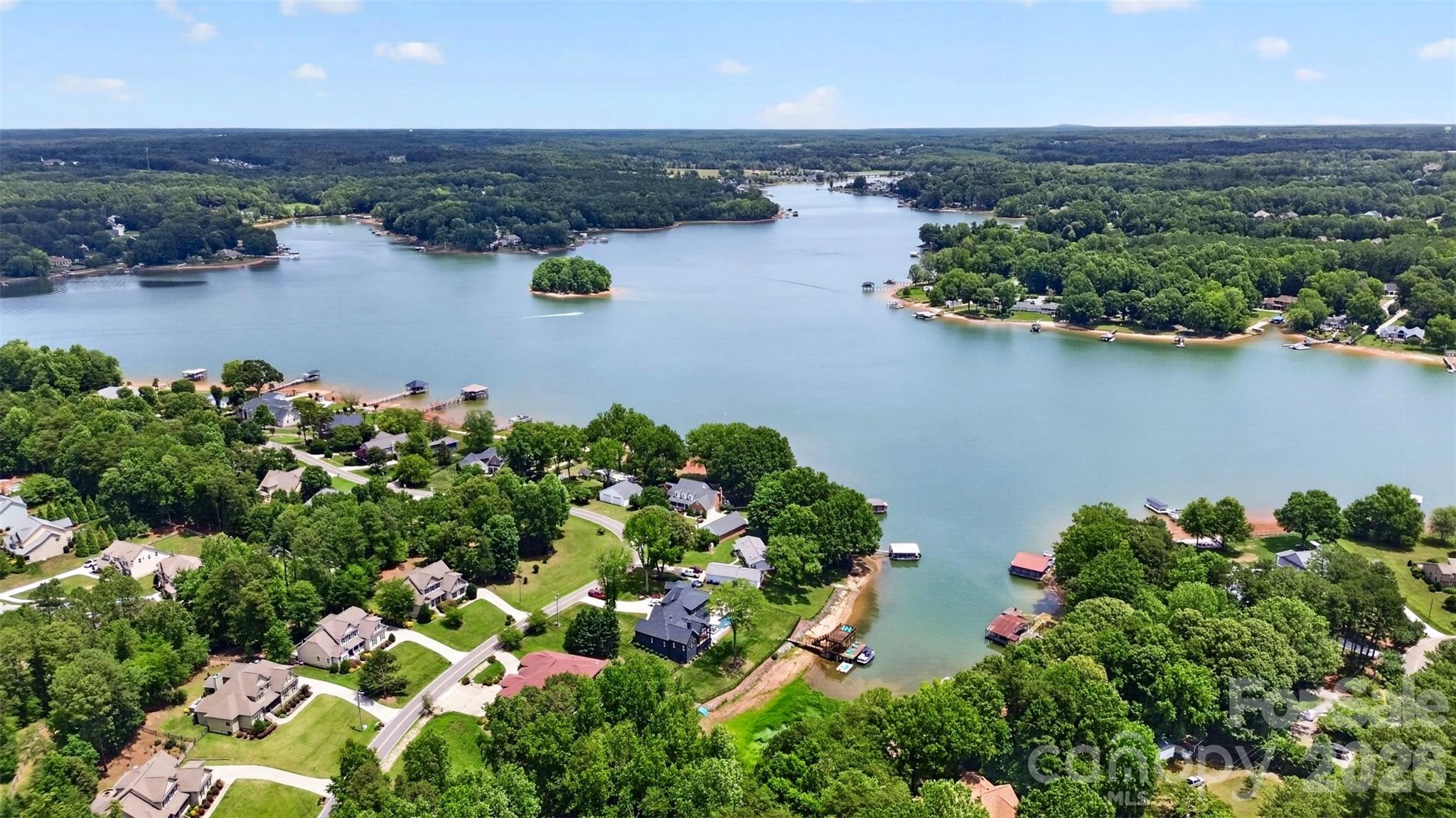 128 Creekside Crossing Ln, Mooresville, NC 28117