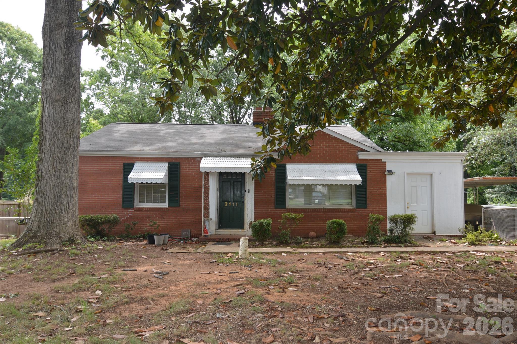 2111 Dickens Ave, Charlotte, NC 28208