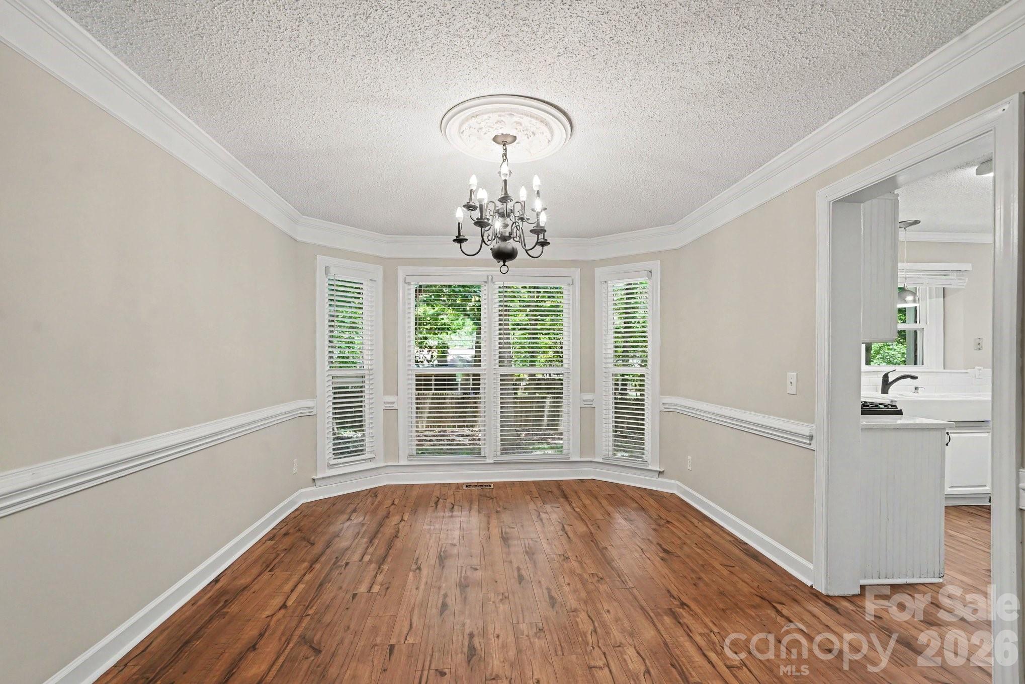 9604 Newby Ln, Matthews, NC 28105