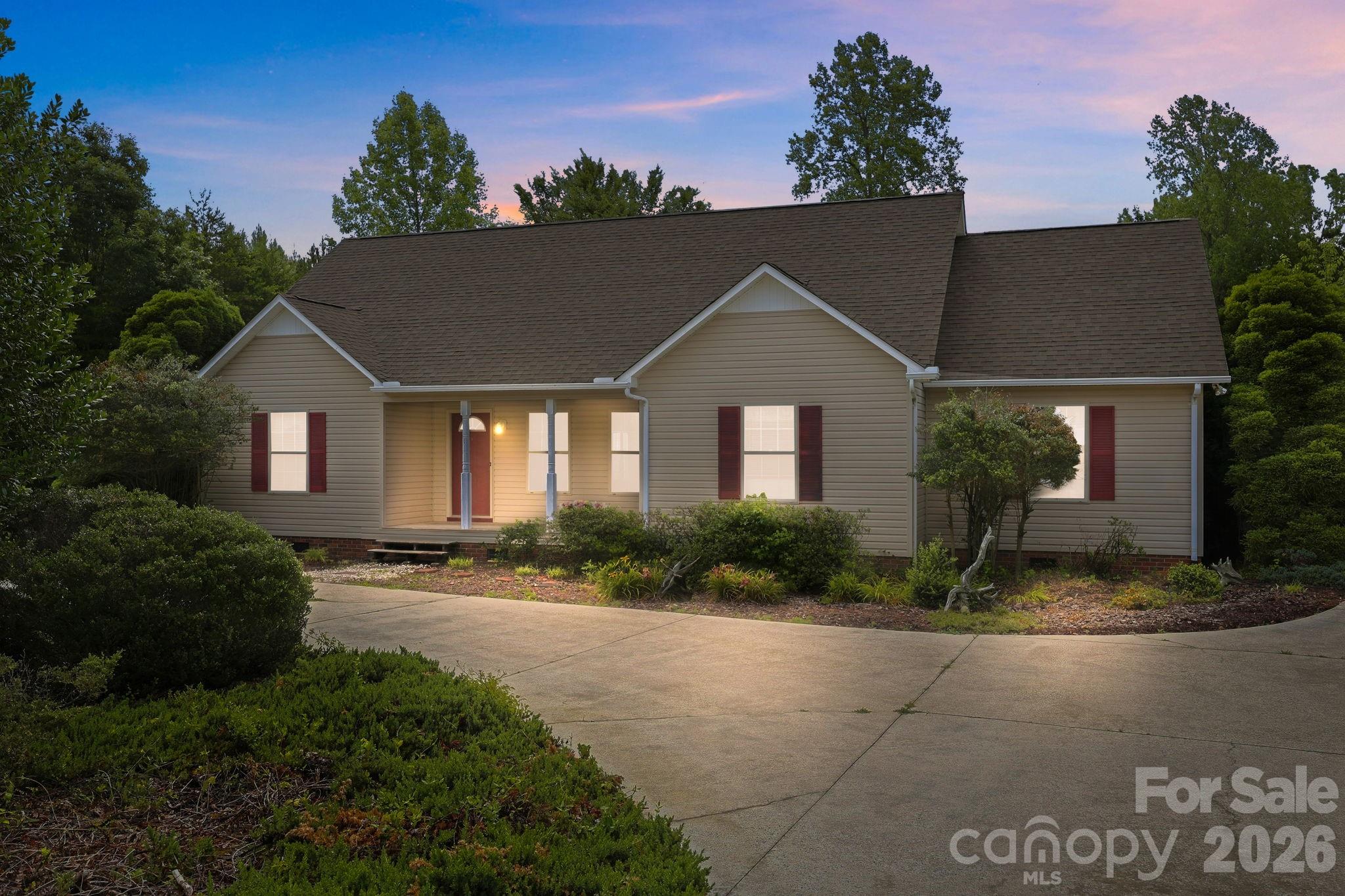 555 Brown Acres Rd, Salisbury, NC 28146