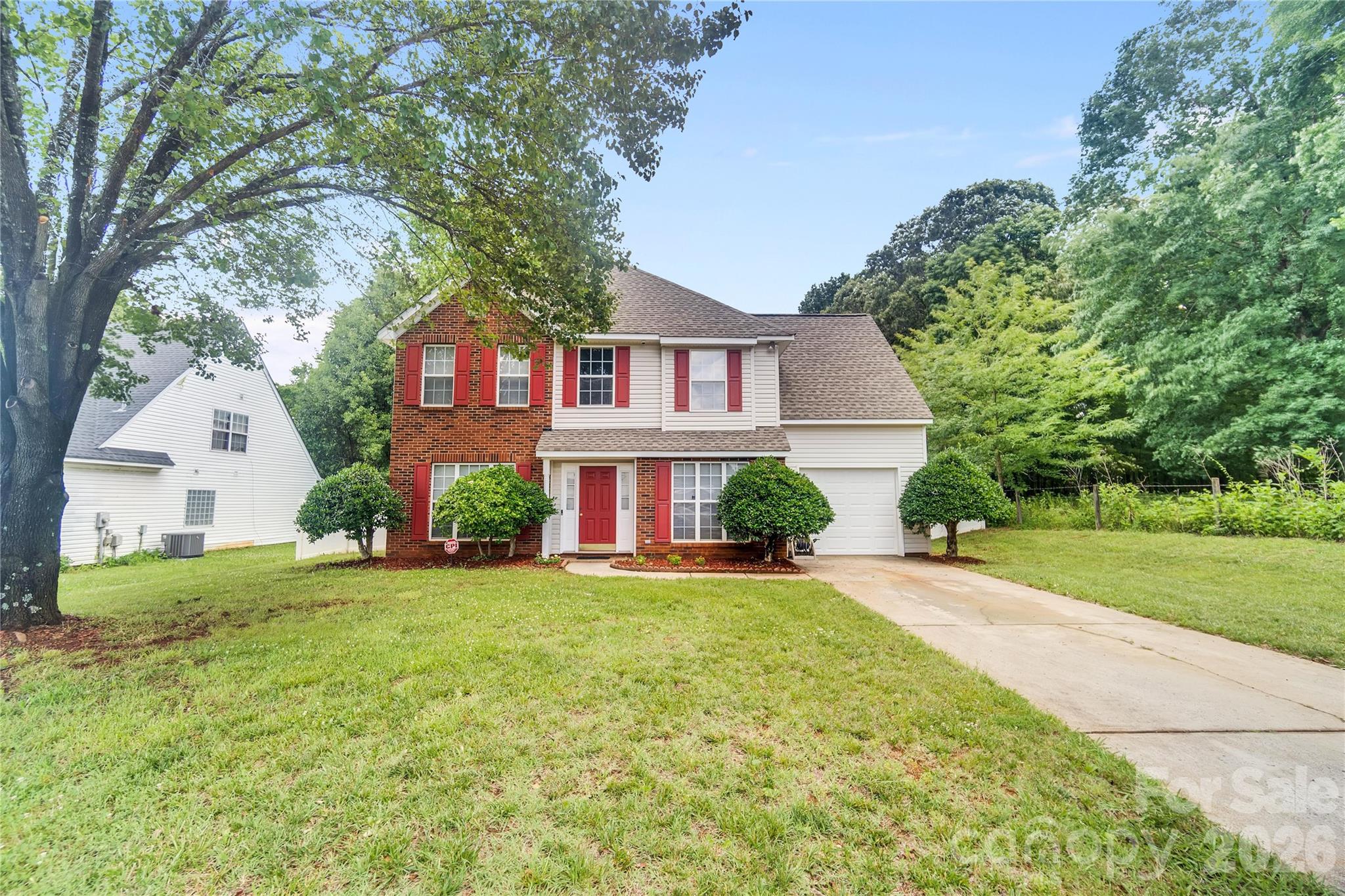 12009 Silvercrest Dr, Charlotte, NC 28215