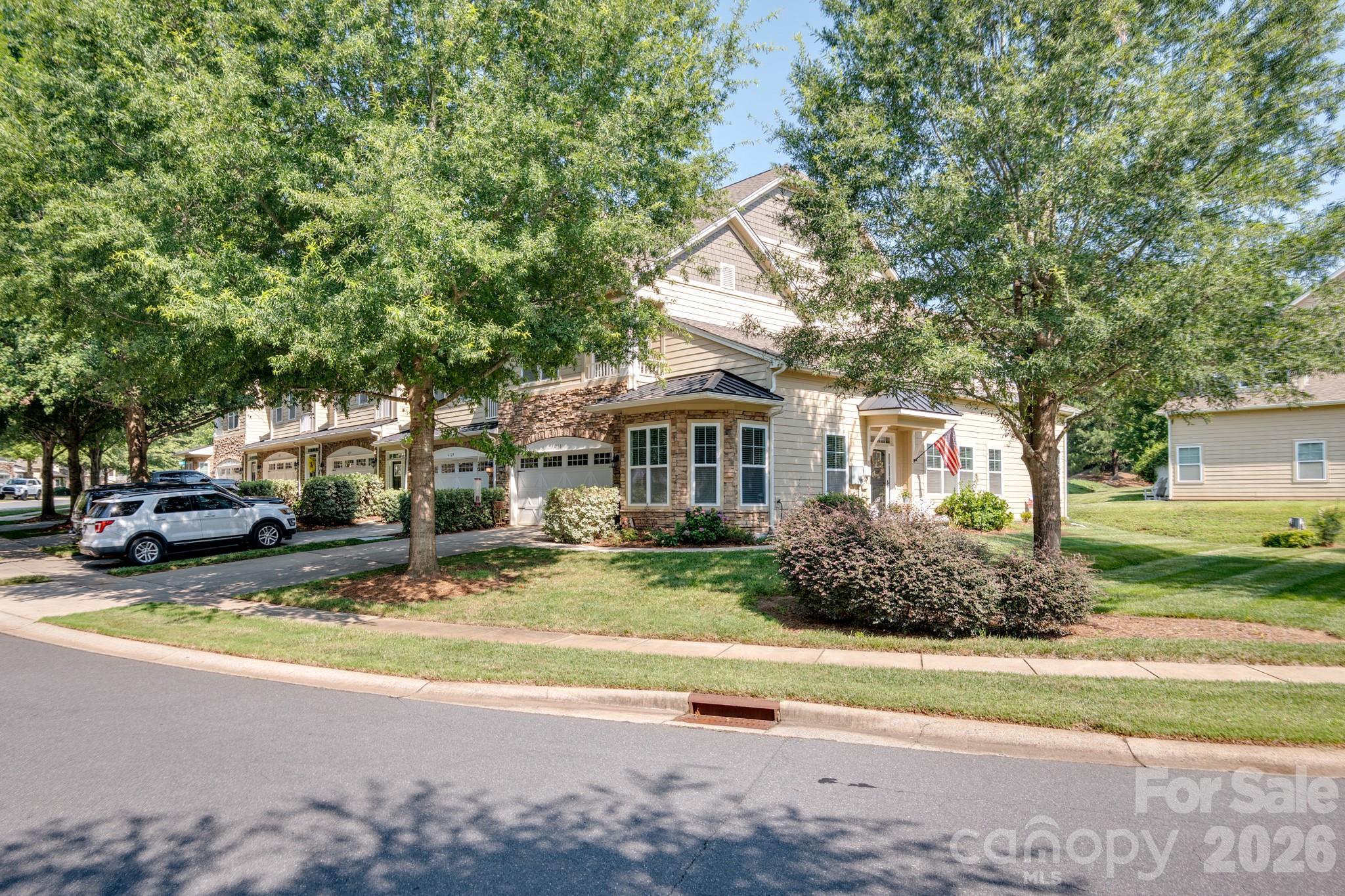 4133 La Crema Dr, Charlotte, NC 28214