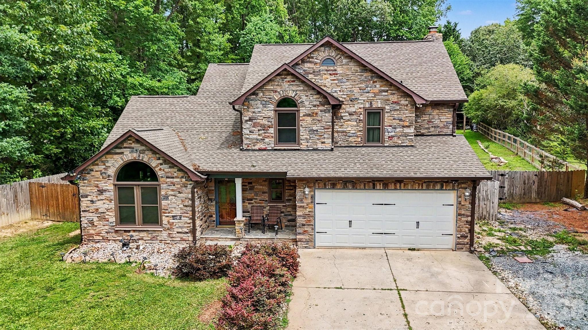 3017 Mill Stream Ct, Matthews, NC 28104