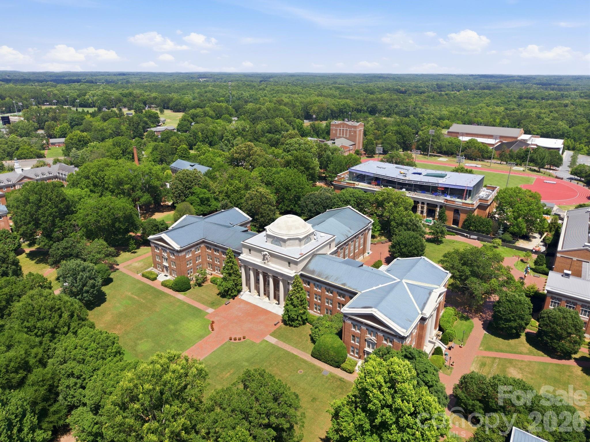 915 Northeast Dr #4, Davidson, NC 28036
