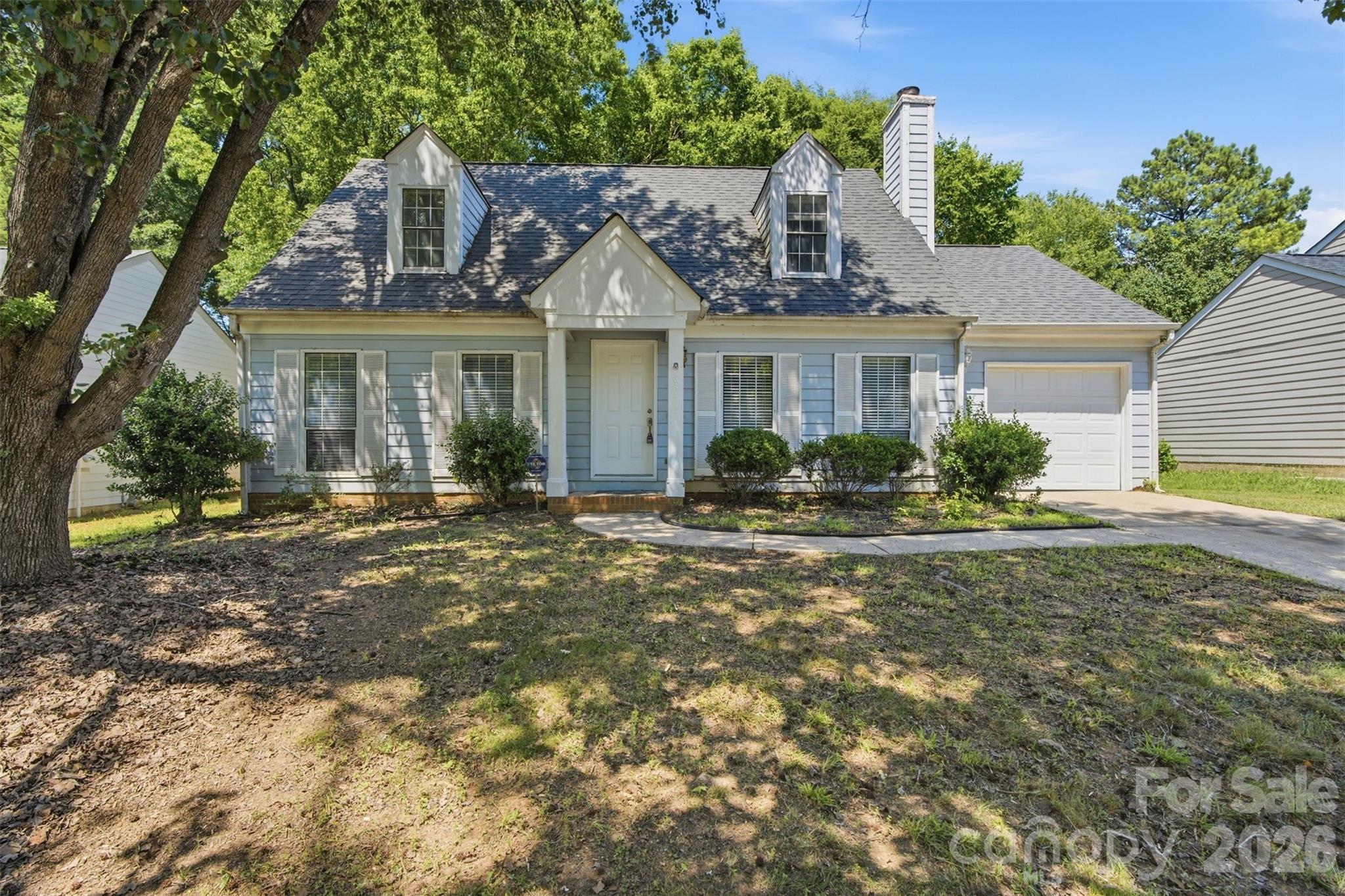 8345 Houndstooth Dr, Charlotte, NC 28227