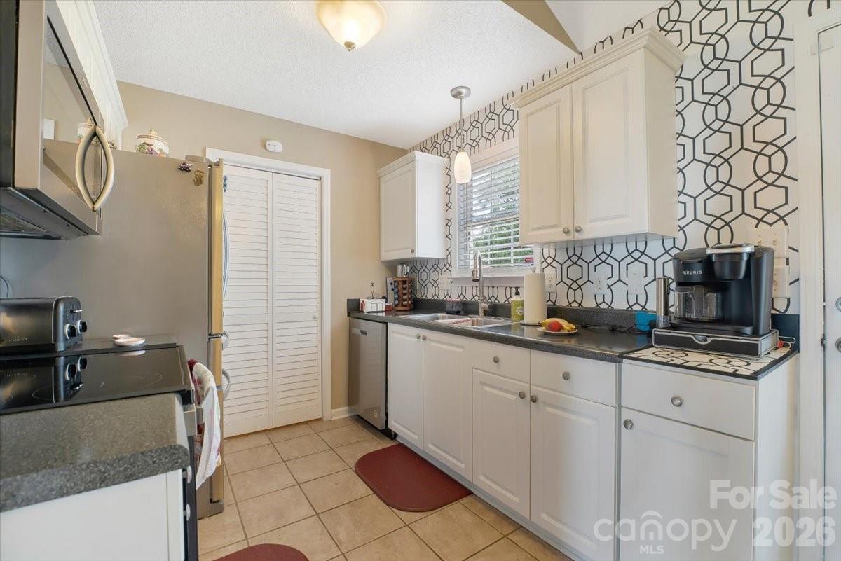 4165 Thomas Sam Dr, Rock Hill, SC 29732