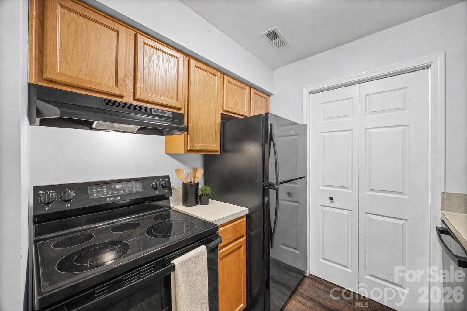 8119 Tremaine Ct #E, Charlotte, NC 28227
