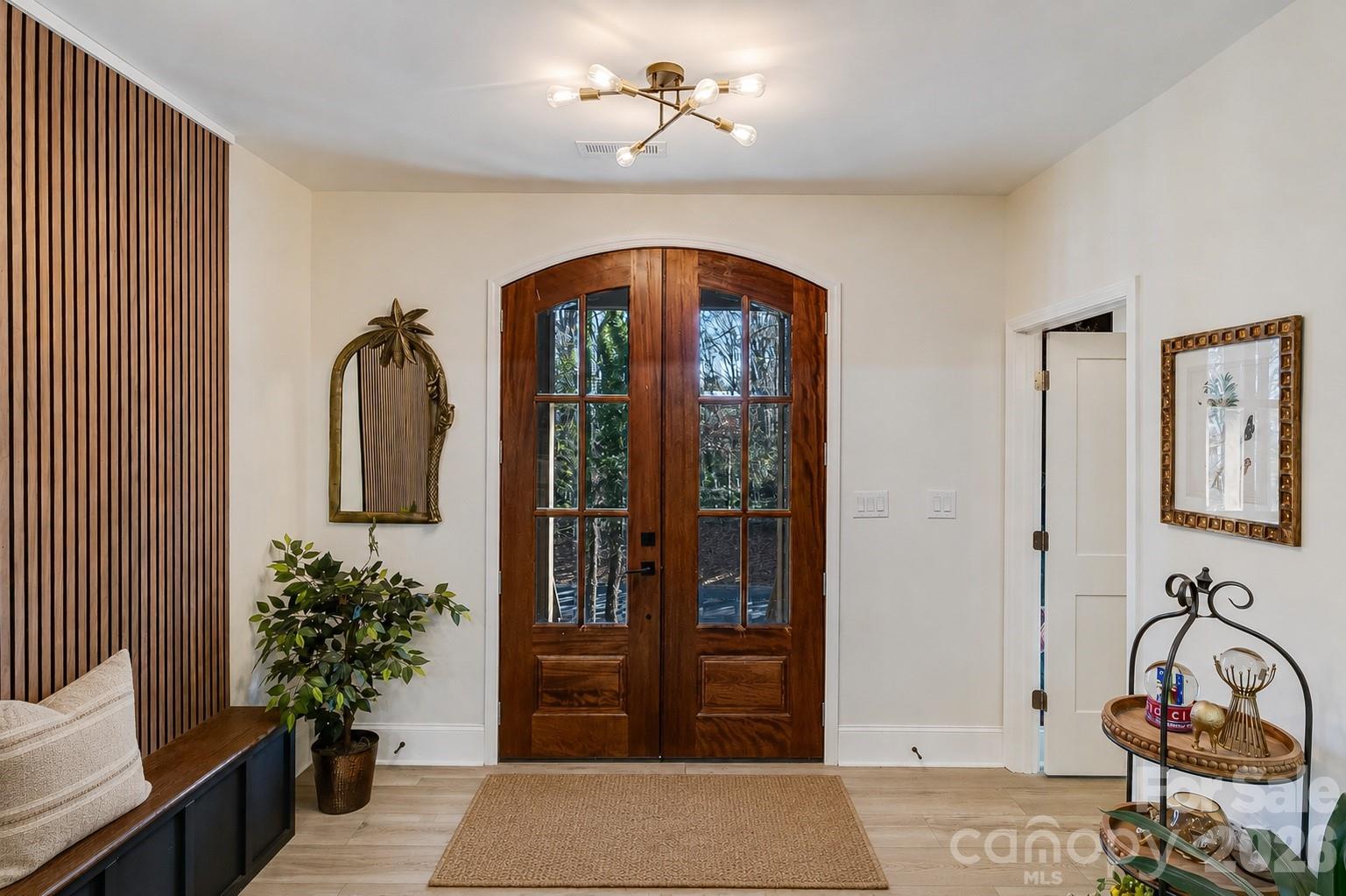 16 Tanglewood Rd, Lake Wylie, SC 29710