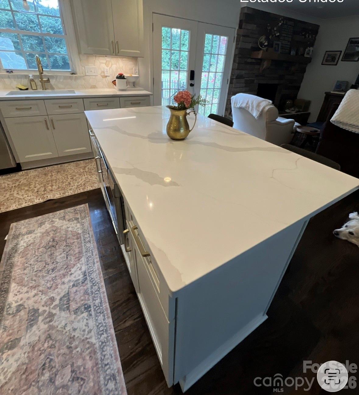 4124 Randolph Rd, Charlotte, NC 28211