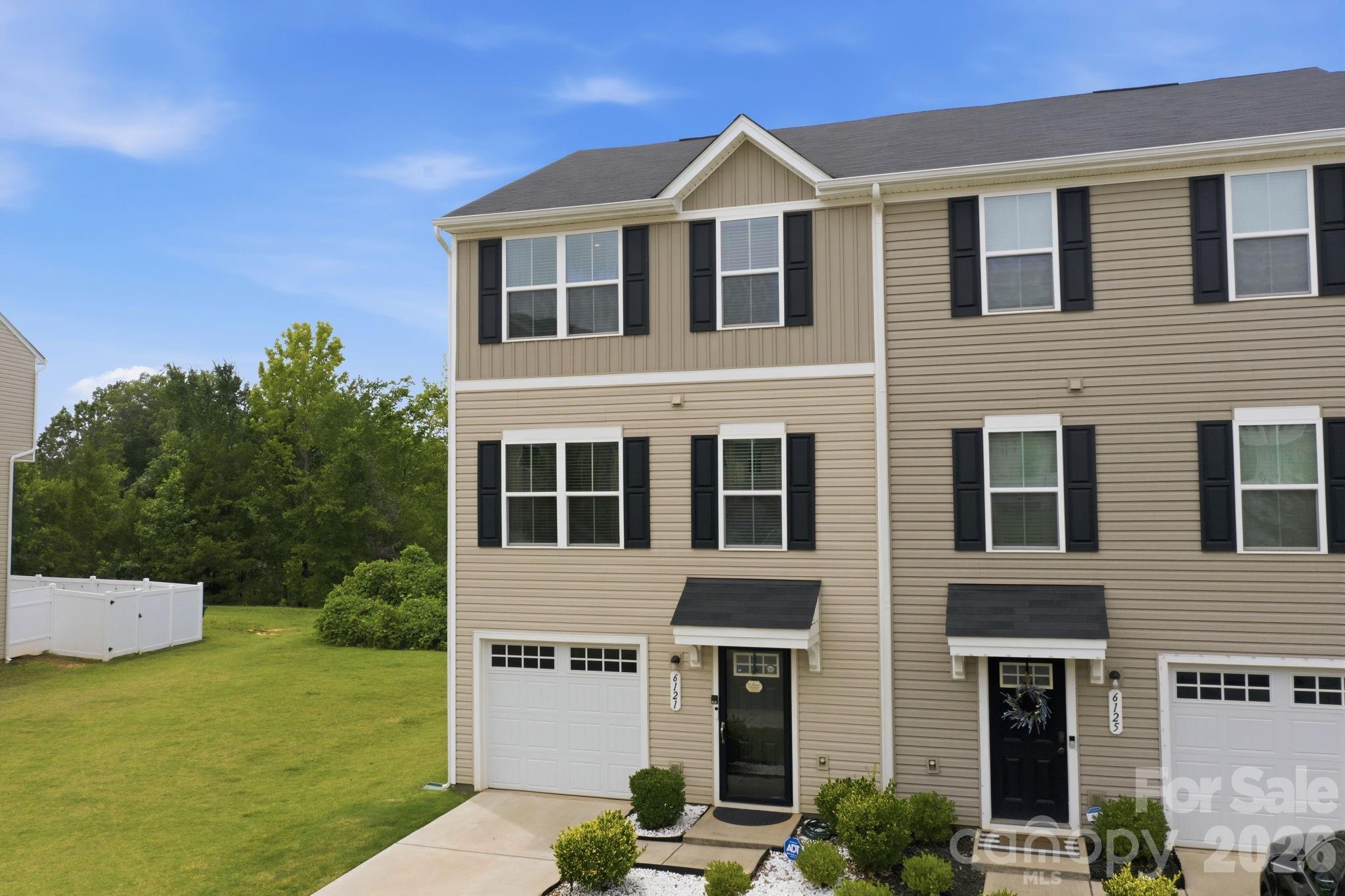 6121 Cutwater Cir, Charlotte, NC 28269