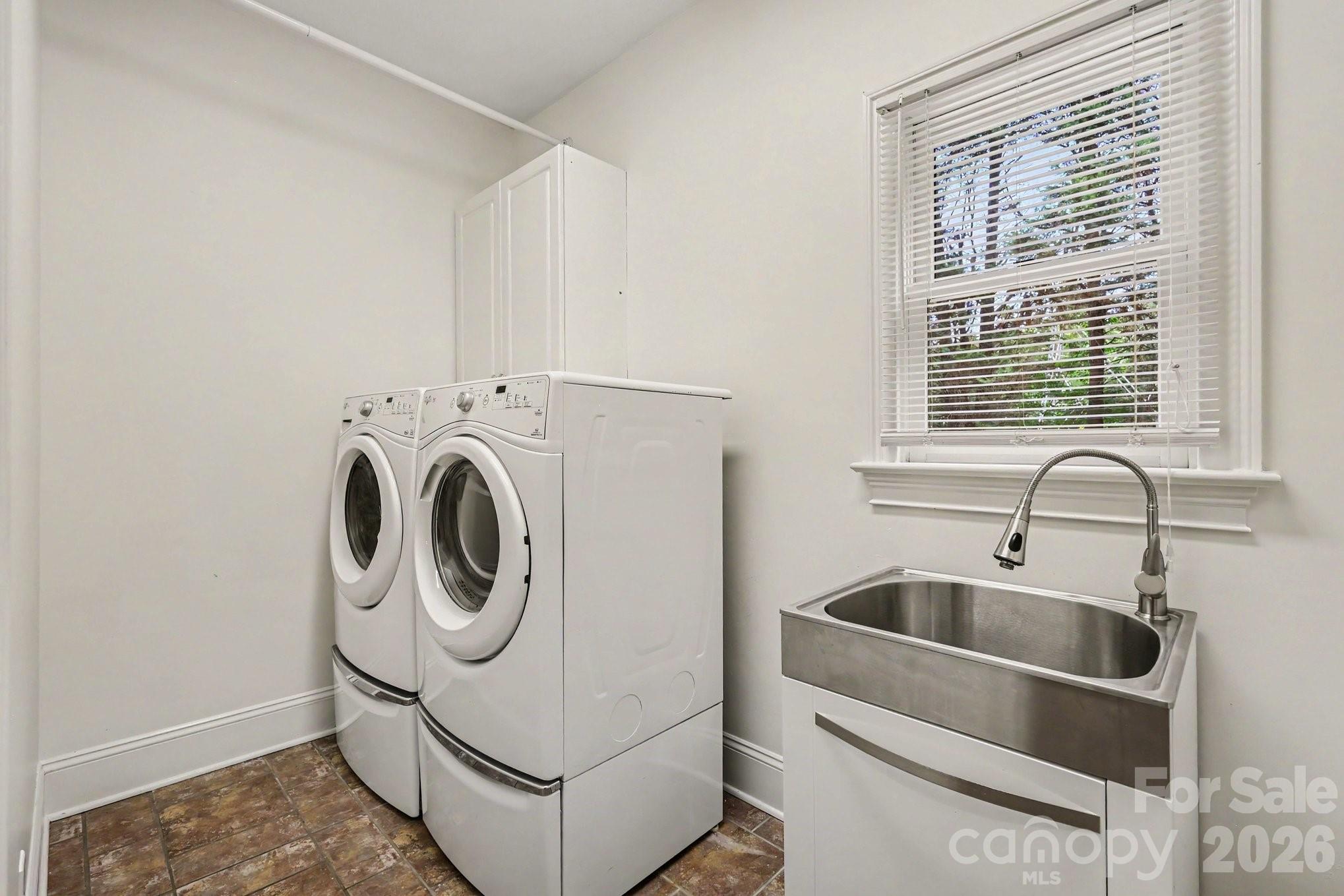 12035 Olympic Club Dr, Charlotte, NC 28277