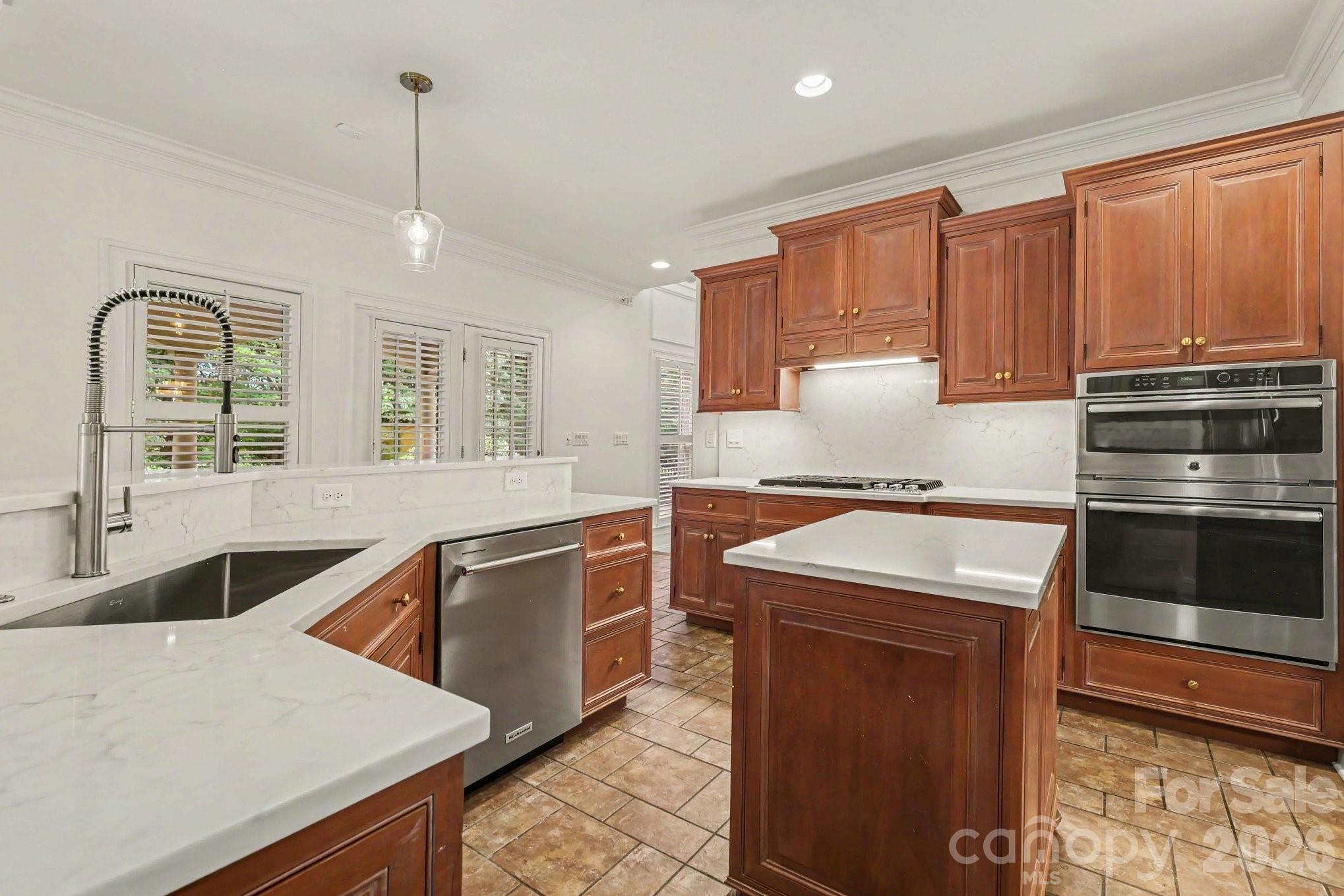 12035 Olympic Club Dr, Charlotte, NC 28277