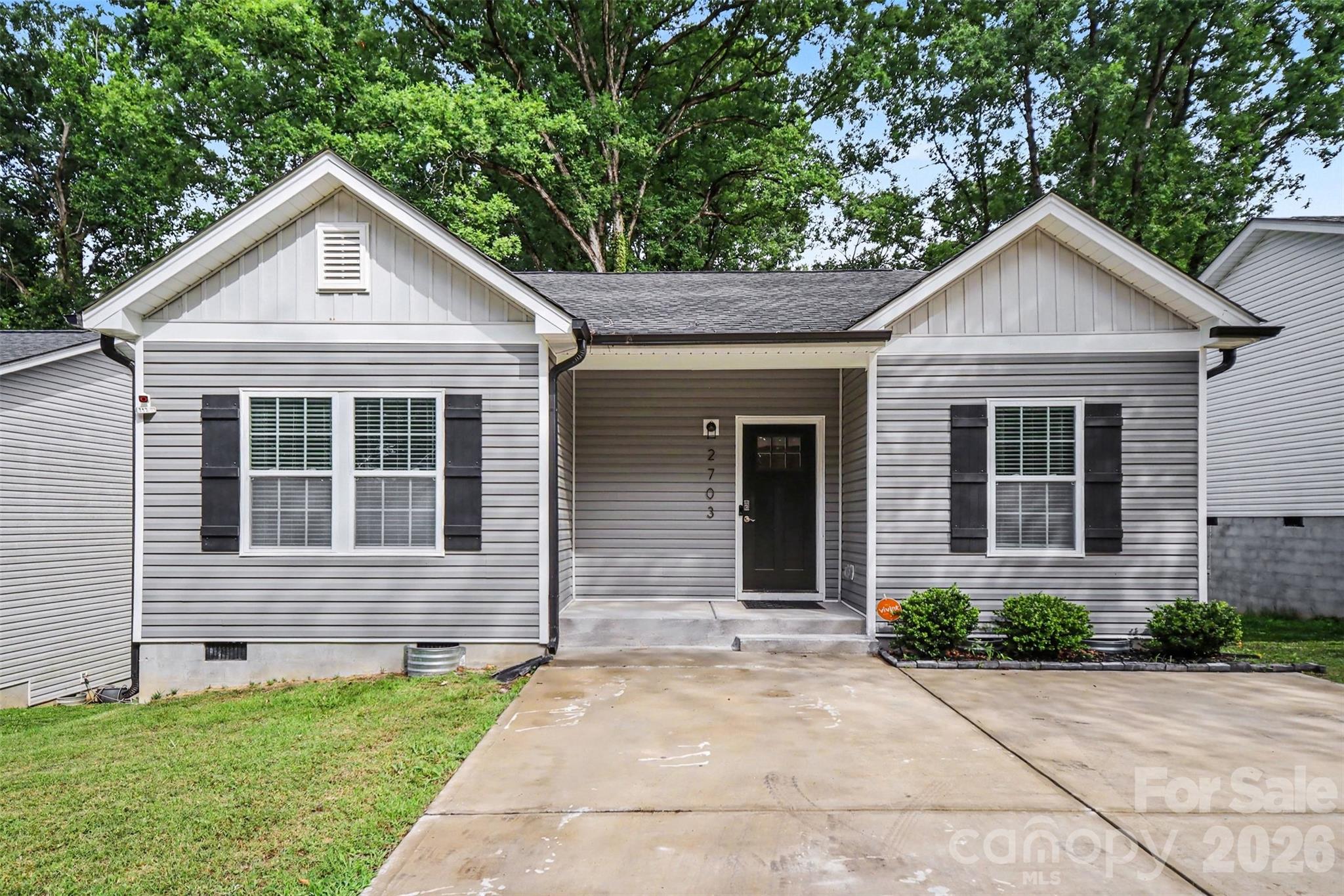 2703 S Calvary St, Gastonia, NC 28052