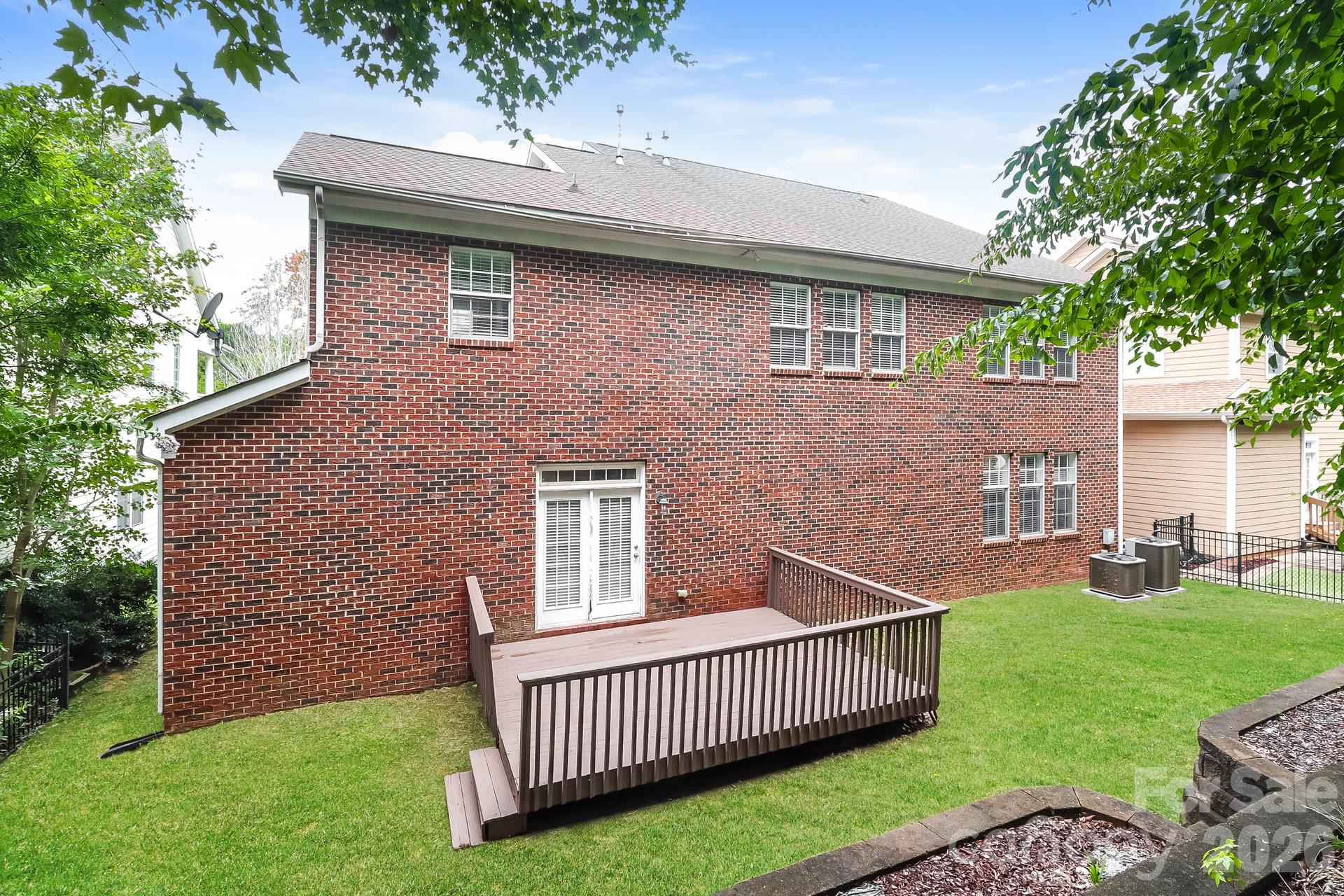 10107 Daufuskie Dr, Charlotte, NC 28278