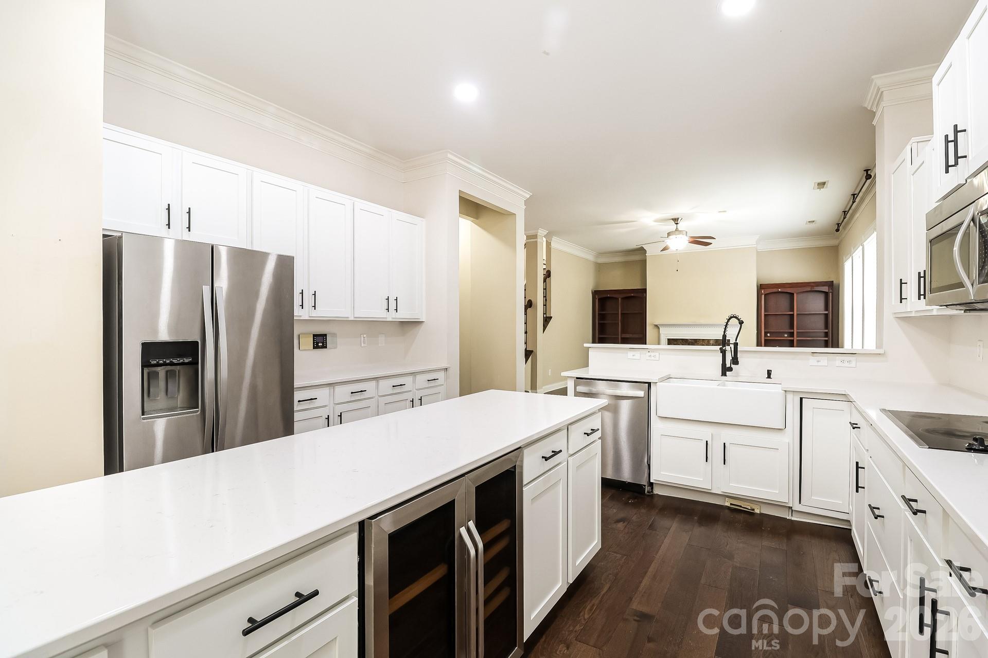 10107 Daufuskie Dr, Charlotte, NC 28278