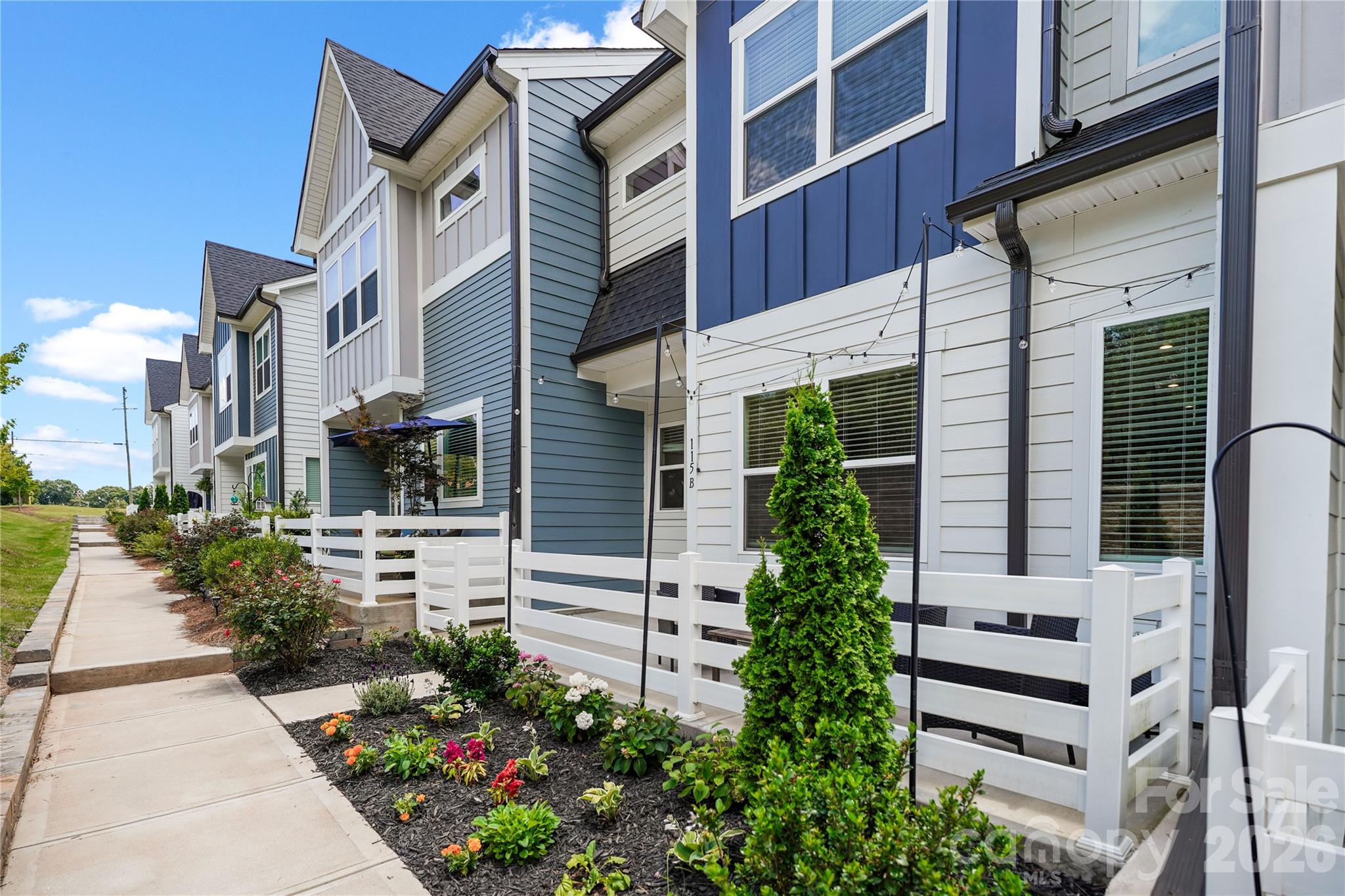 115 Forest Lake Blvd #B, Mooresville, NC 28117