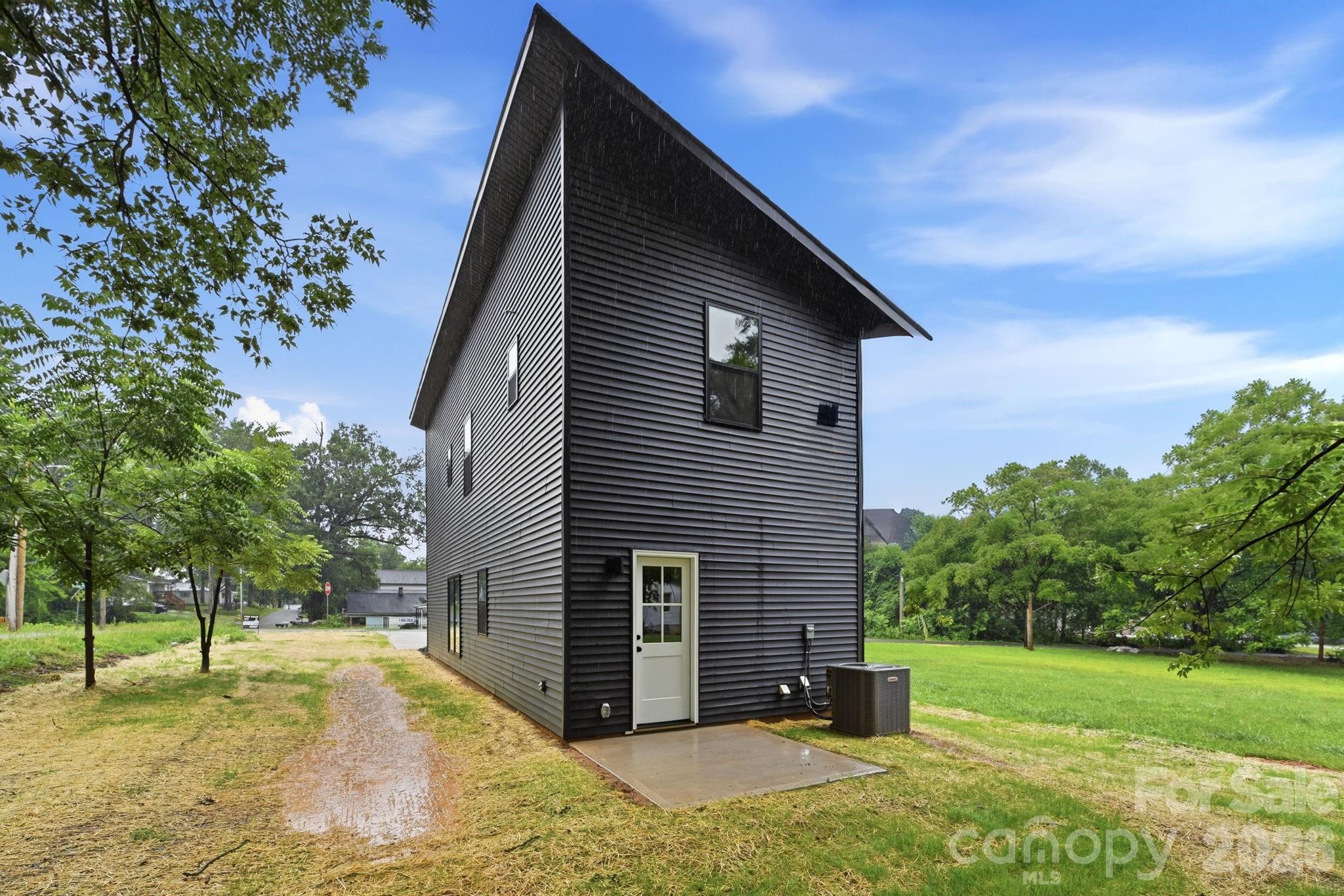 34 Stricker Ave, Concord, NC 28027