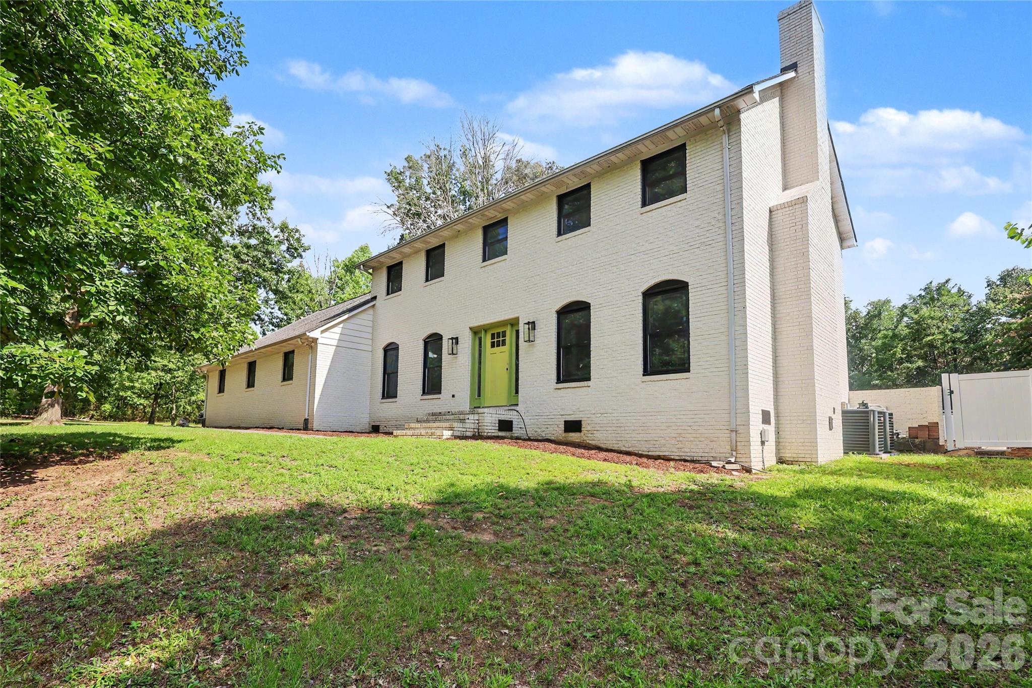 227 Dileen Dr, Concord, NC 28025