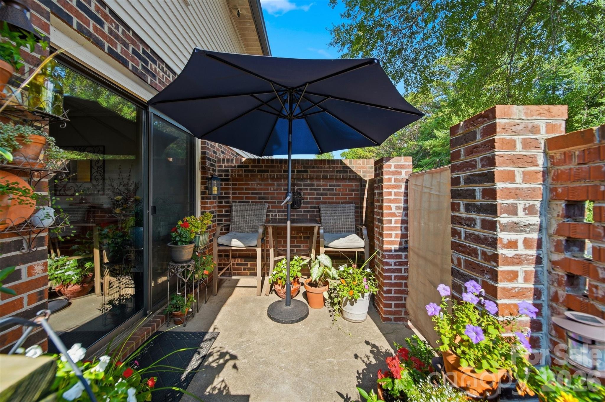 1330 5th St NE #83, Hickory, NC 28601