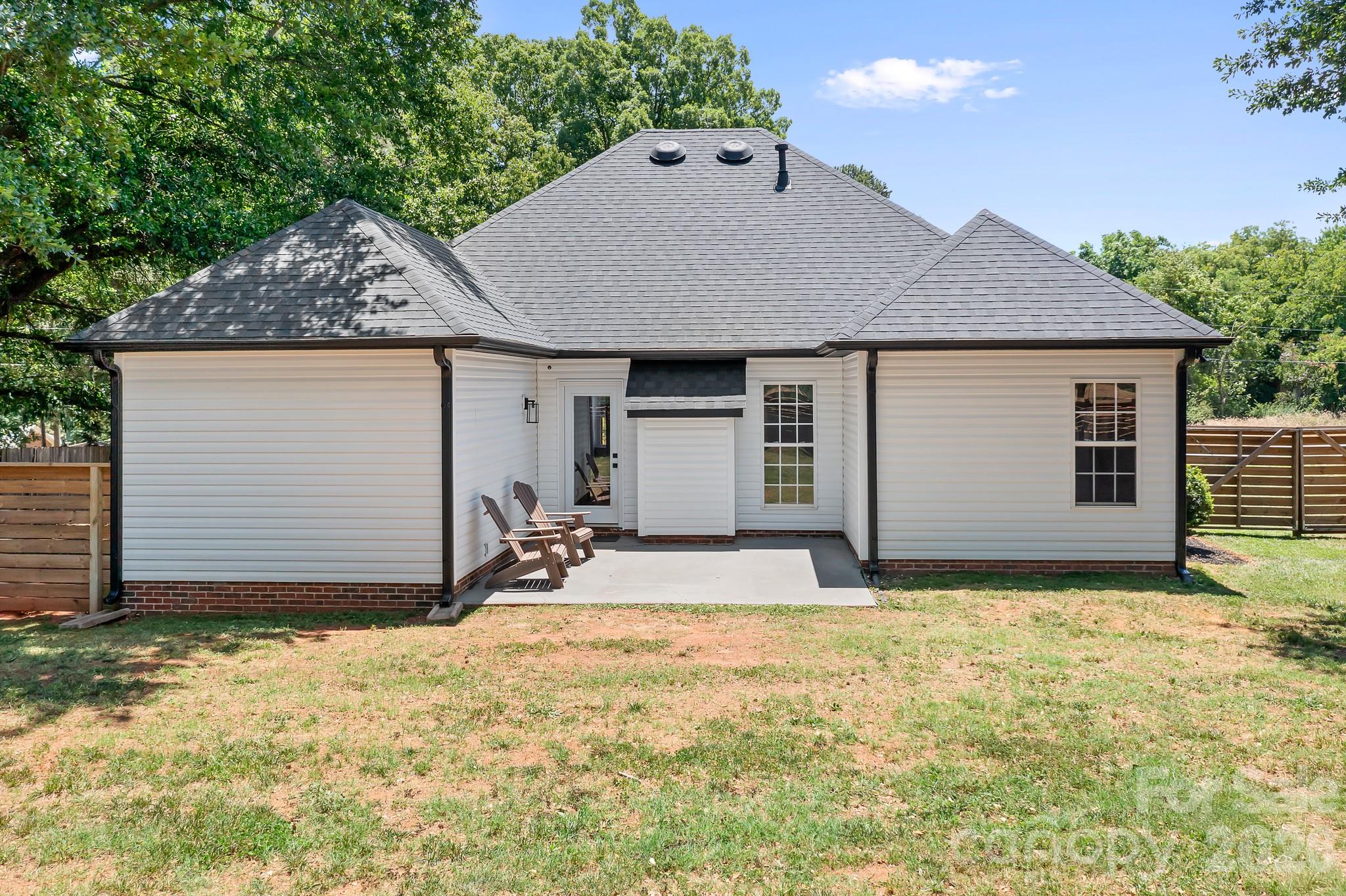 12601 Mayes Rd, Huntersville, NC 28078