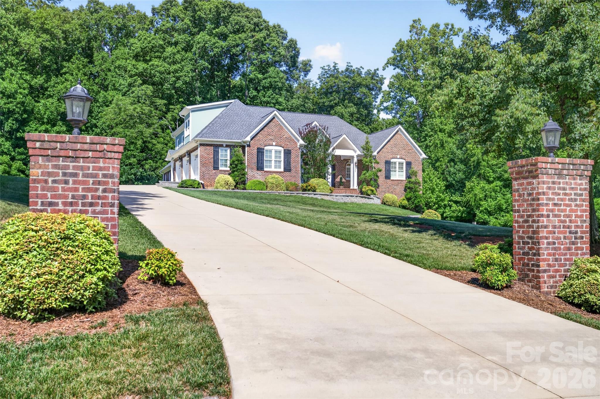 157 Natures Trl, Statesville, NC 28625