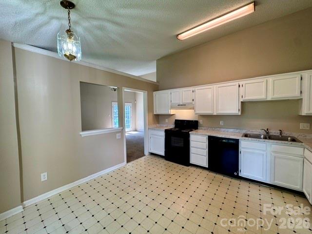 8029 Glencannon Dr, Charlotte, NC 28227