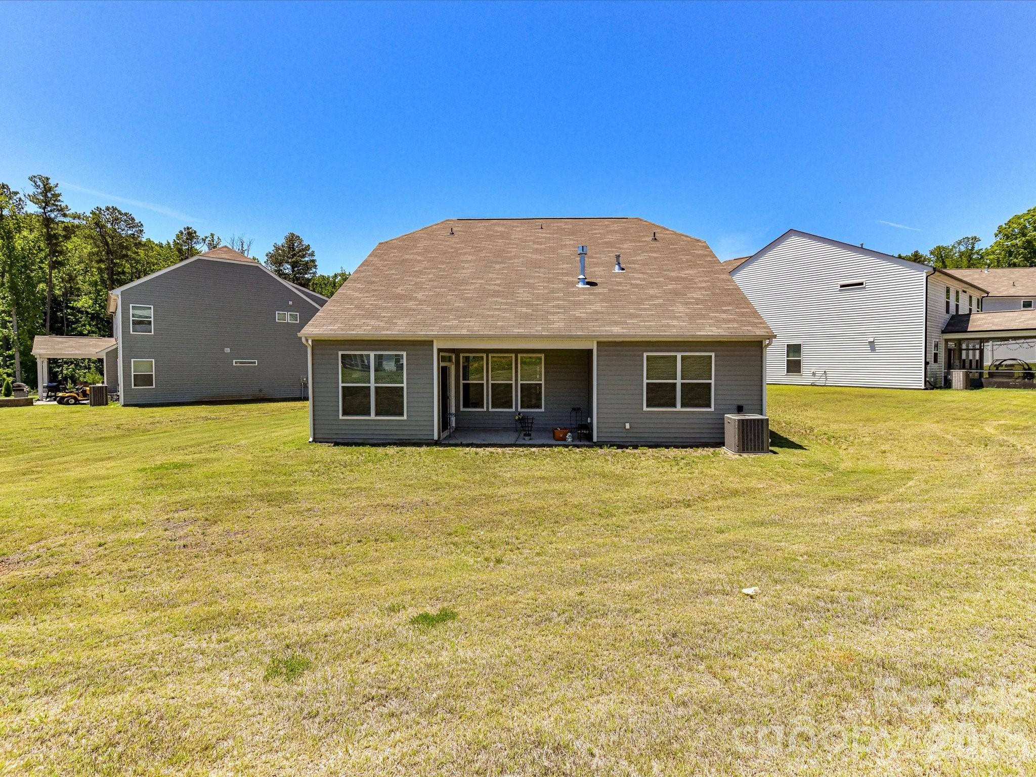 161 Cotton Field Dr, Statesville, NC 28677