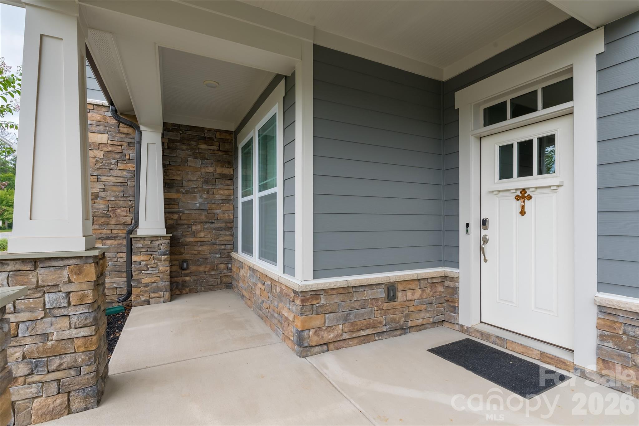 720 Yellow Jessamine Dr, Clover, SC 29710