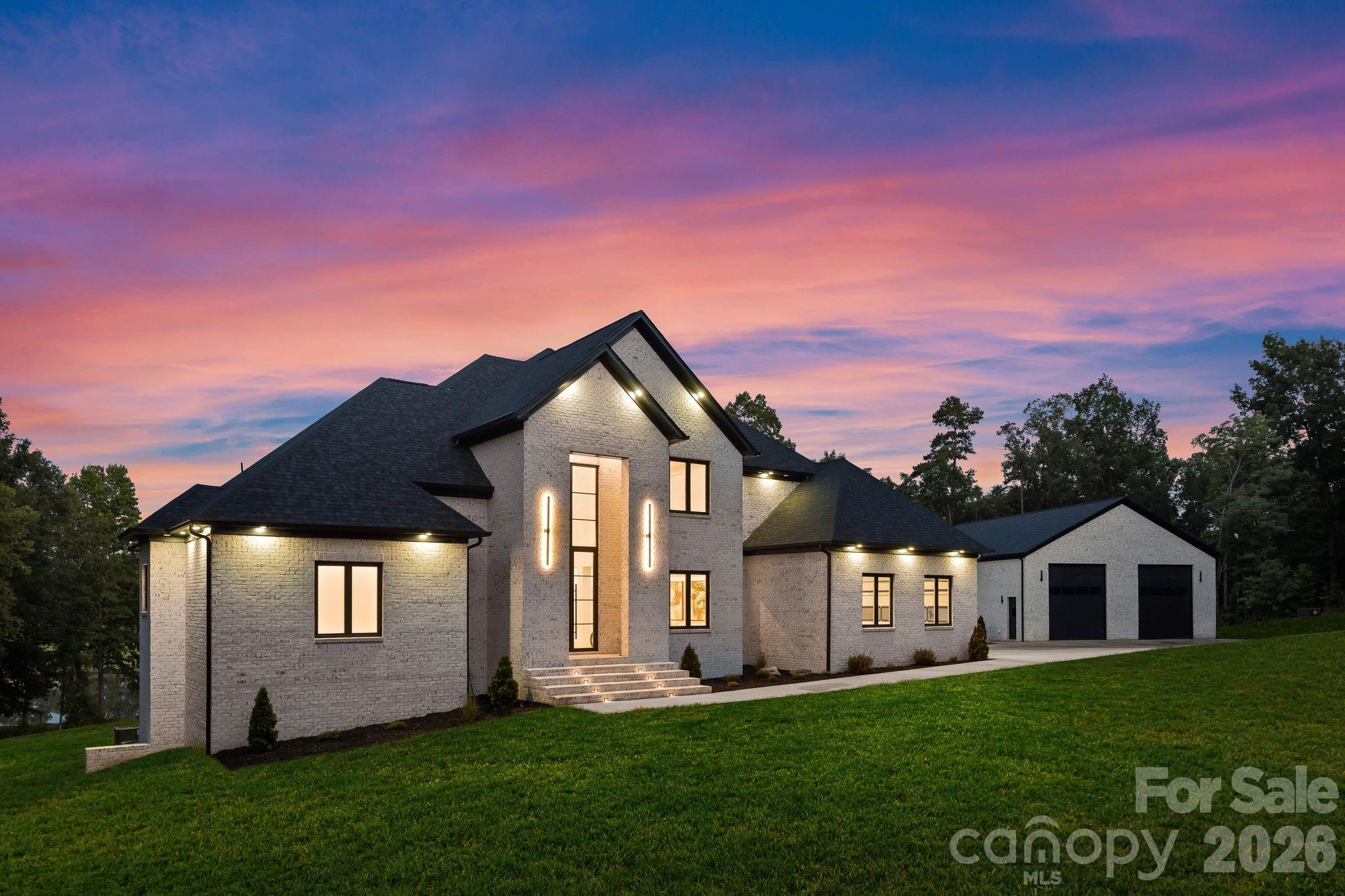 6003 Israel Dr, Concord, NC 28025