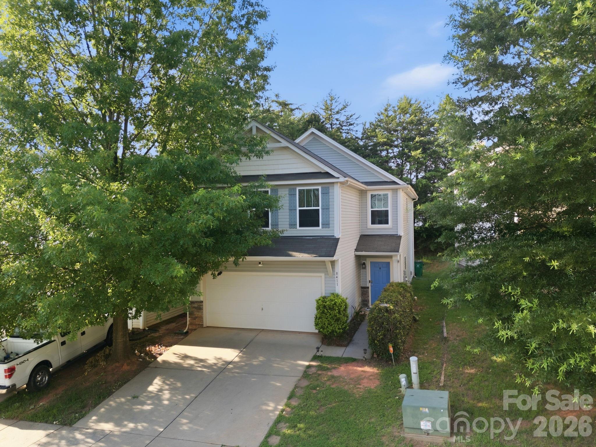 8411 Washoe Pine Ln, Charlotte, NC 28215