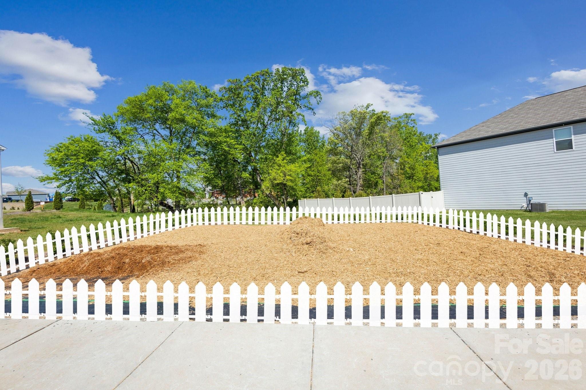 2745 Blue Sky Meadows Dr, Monroe, NC 28110