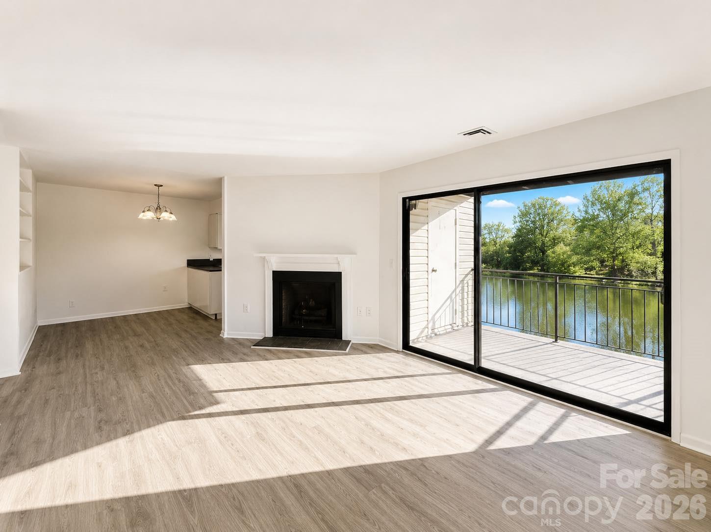 4822 Spring Lake Dr #D, Charlotte, NC 28212