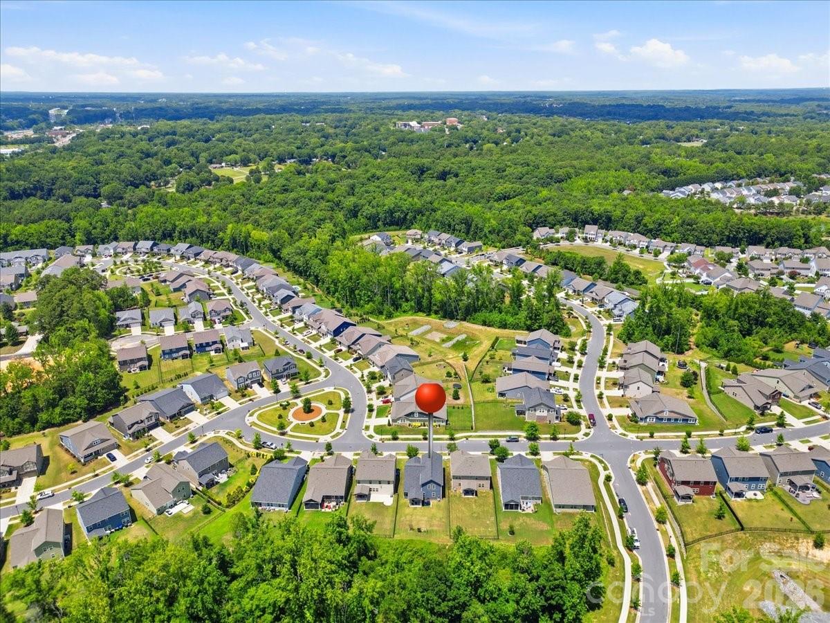 12628 Heath Grove Dr, Huntersville, NC 28078