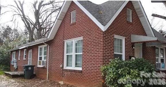 915 N Jackson St, Salisbury, NC 28144