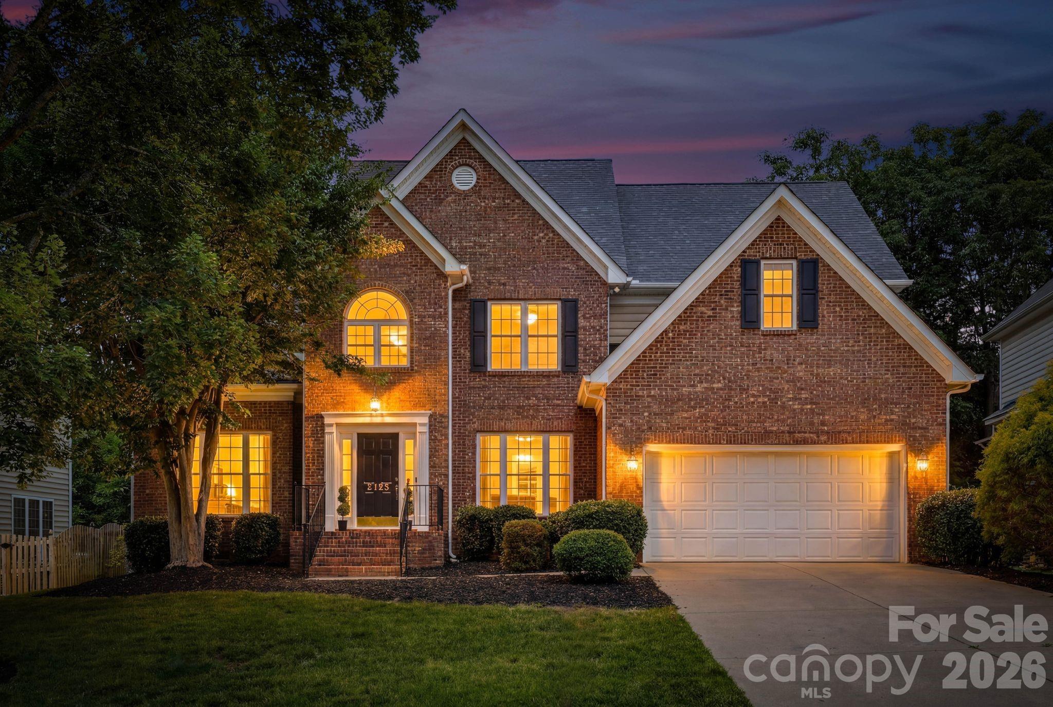 9705 Tenencia Ct, Charlotte, NC 28277