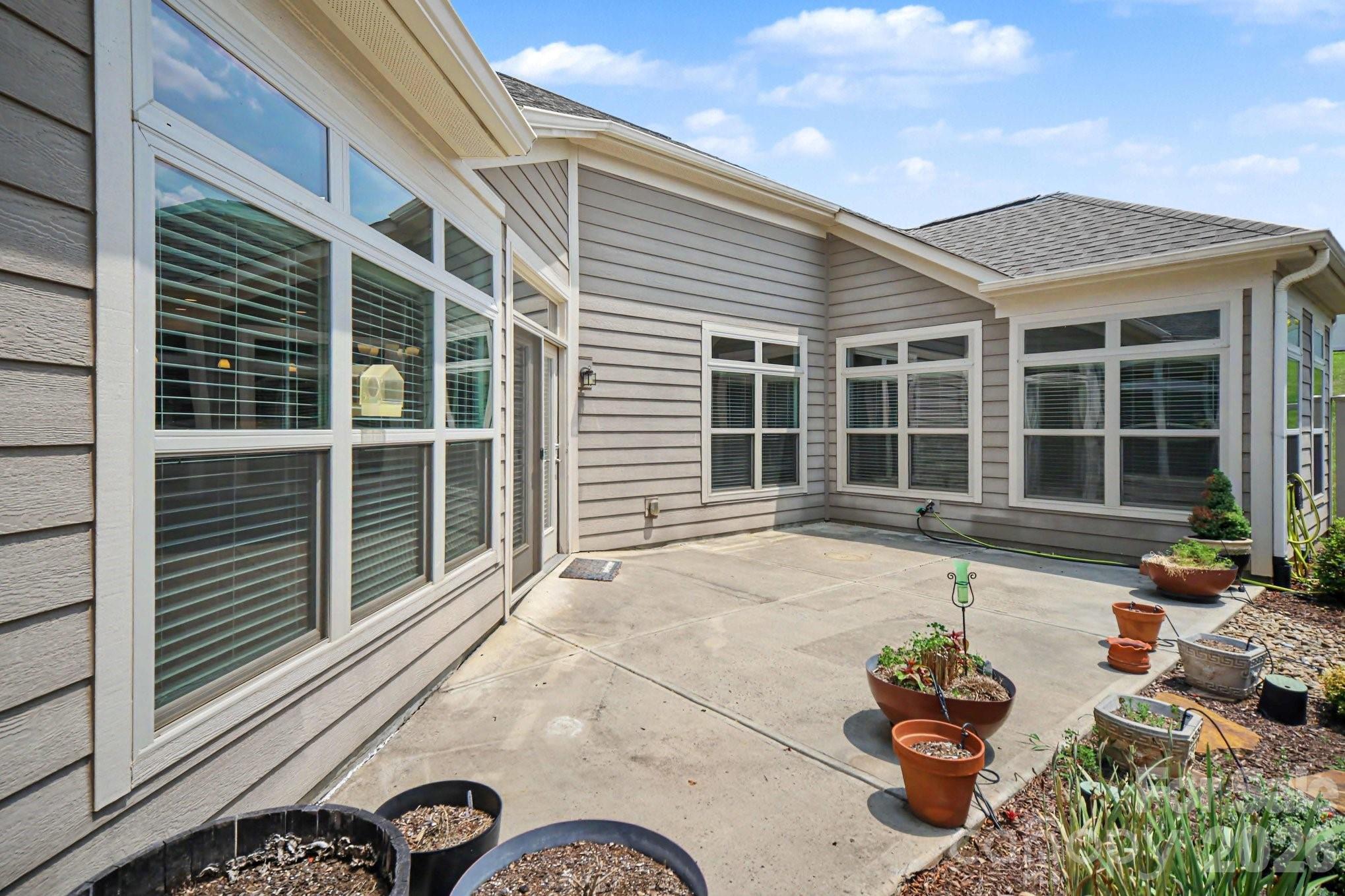 9032 Treetop Way NW, Concord, NC 28027