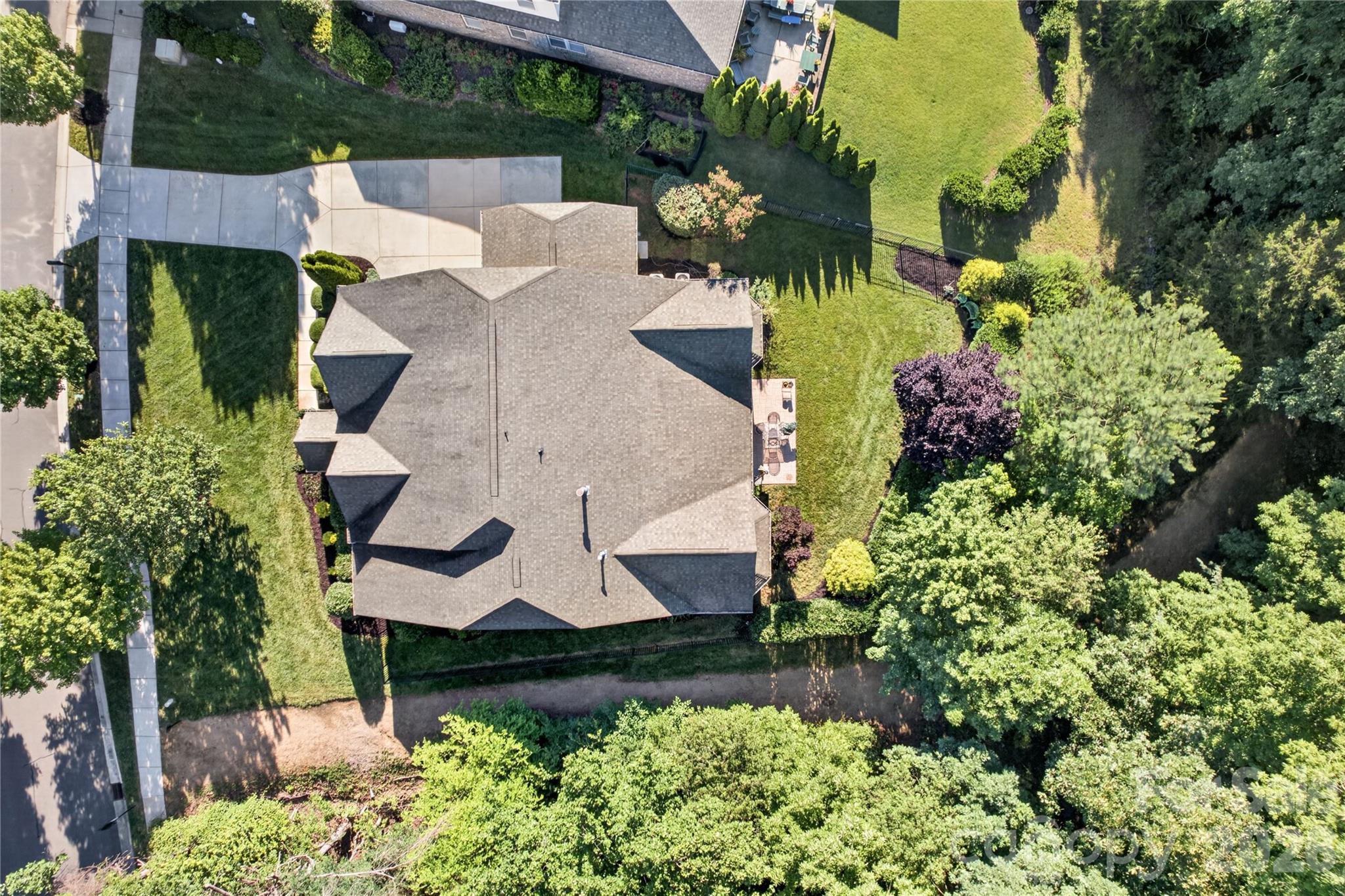 4028 Deer Track Ct, Mint Hill, NC 28227