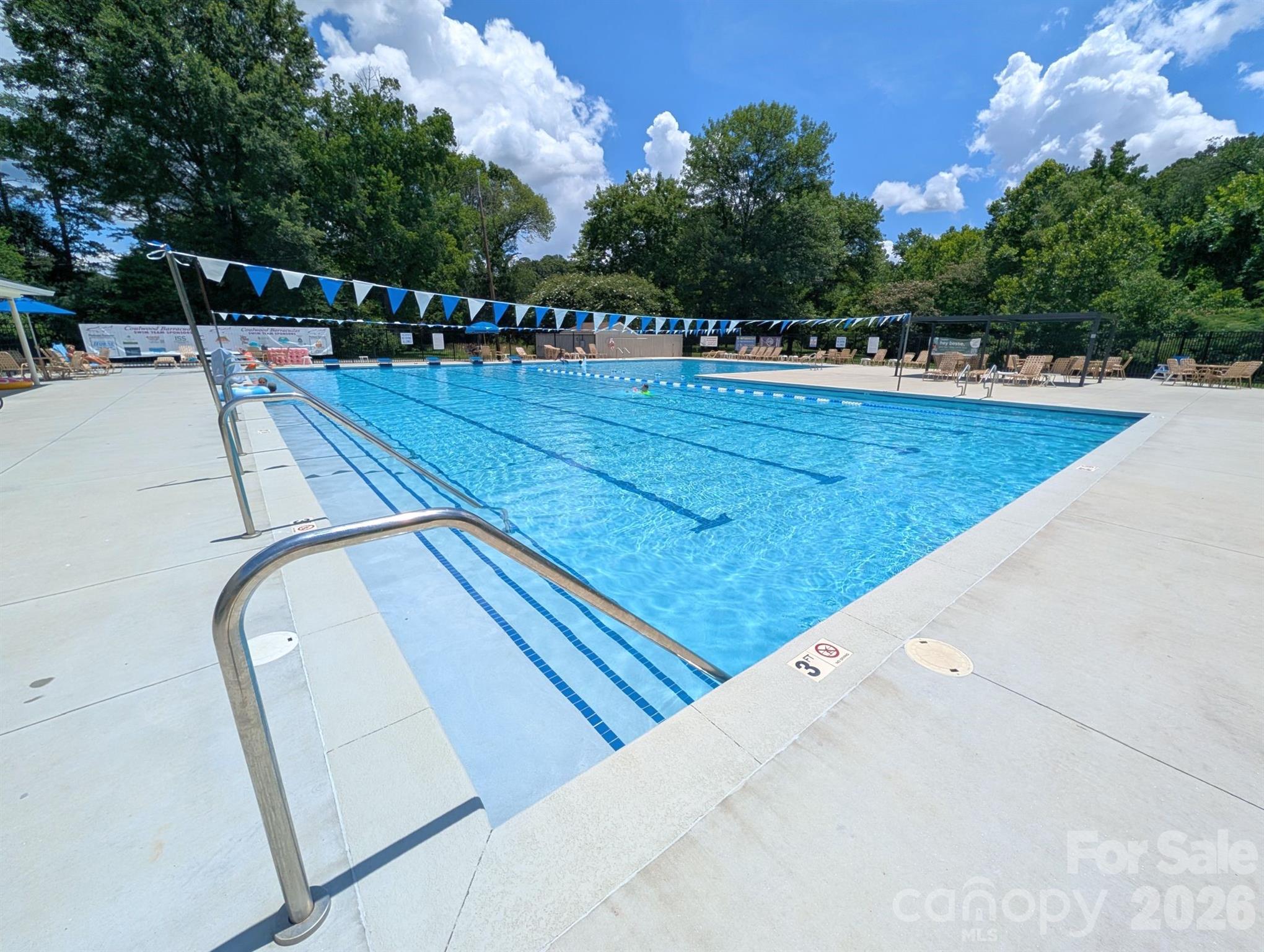 704 Gum Branch Rd, Charlotte, NC 28214