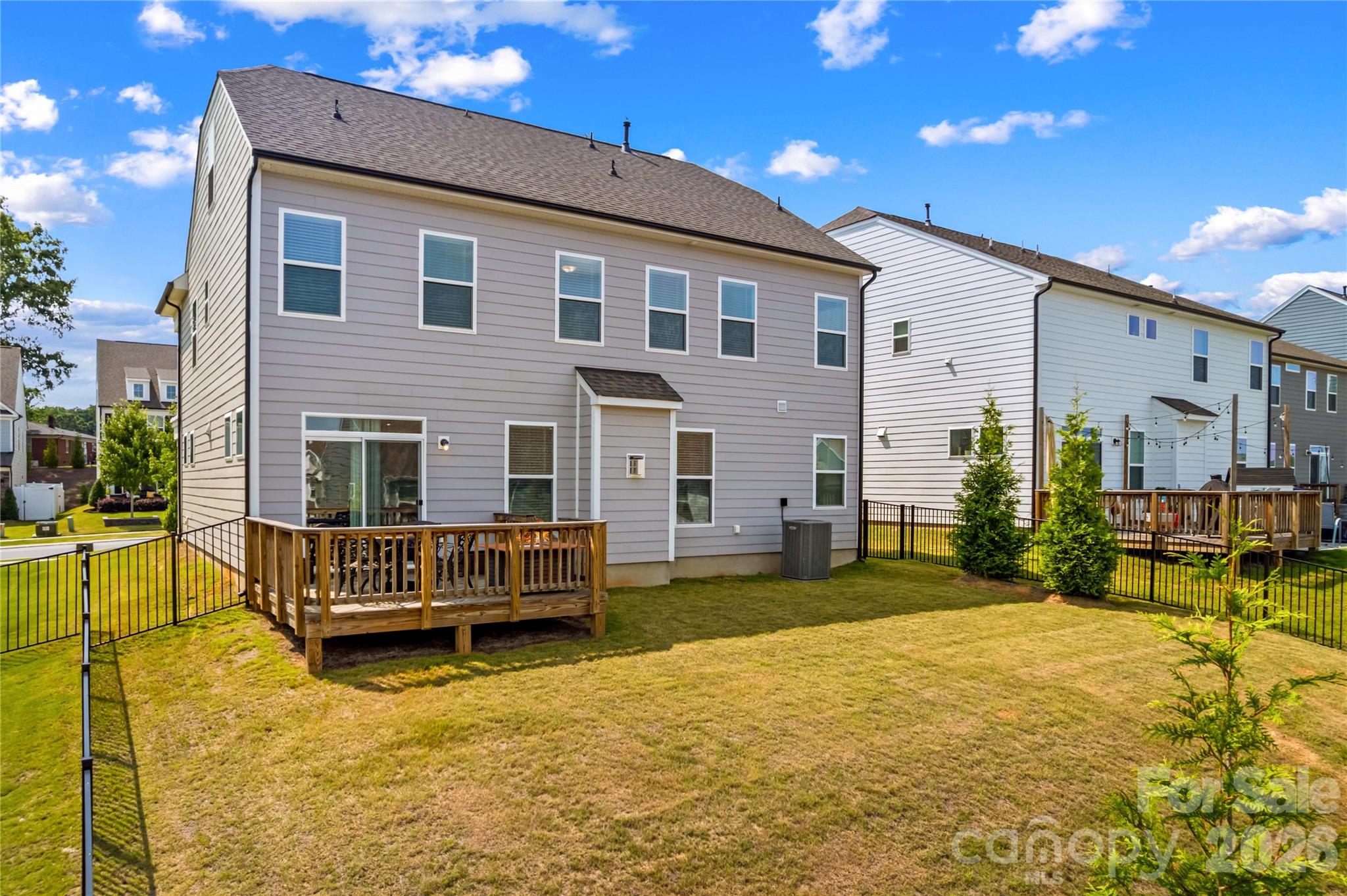 116 Summerhill Dr, Mooresville, NC 28115
