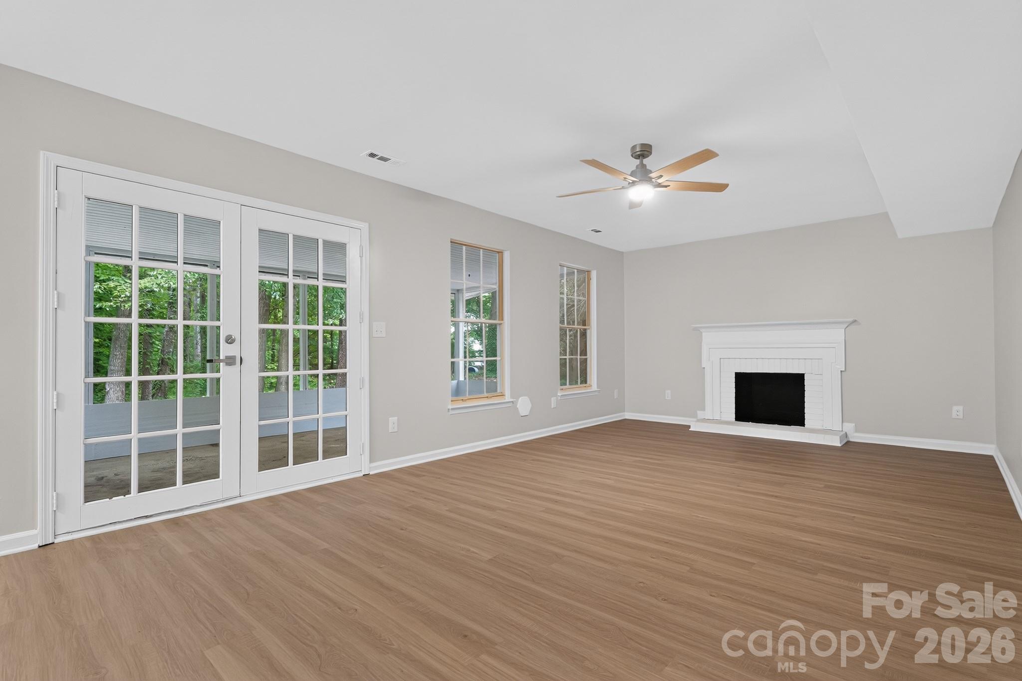 10304 Shady Rest Ln, Charlotte, NC 28214