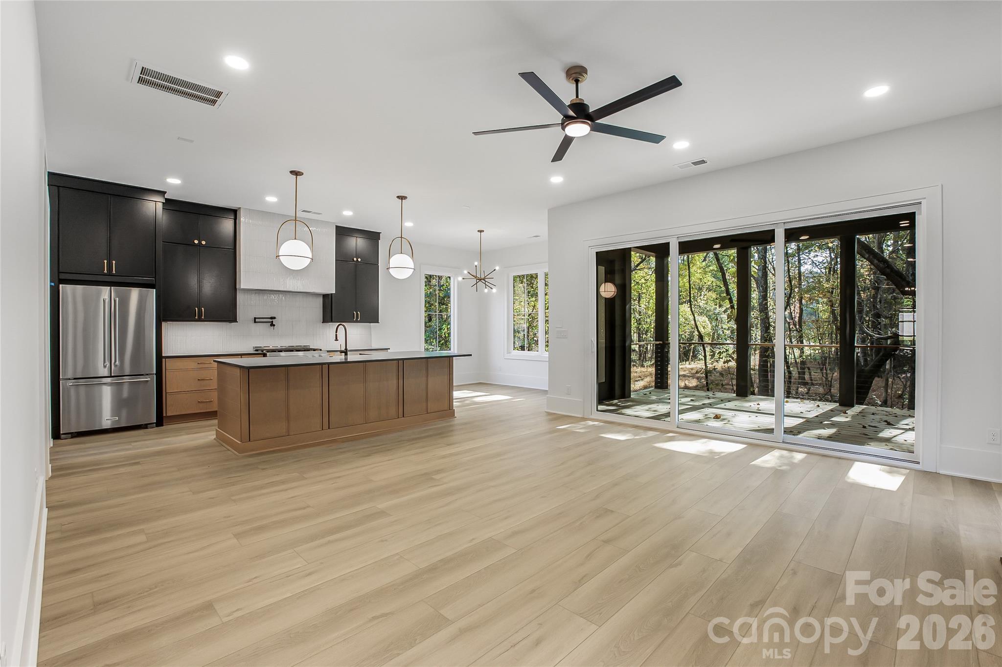4003 Sage Cliff Ct, Matthews, NC 28105