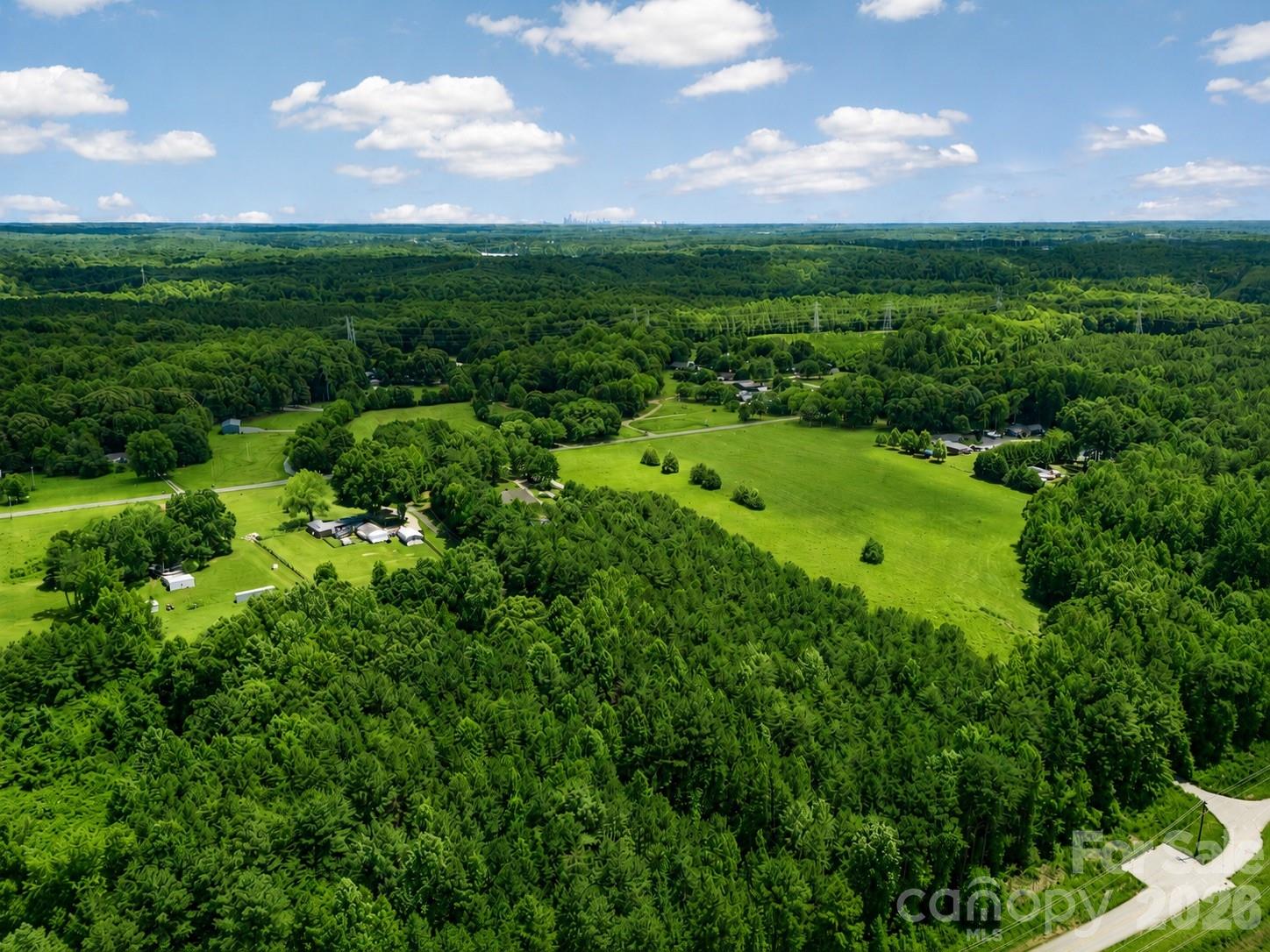 1347 Killian Rd, Stanley, NC 28164