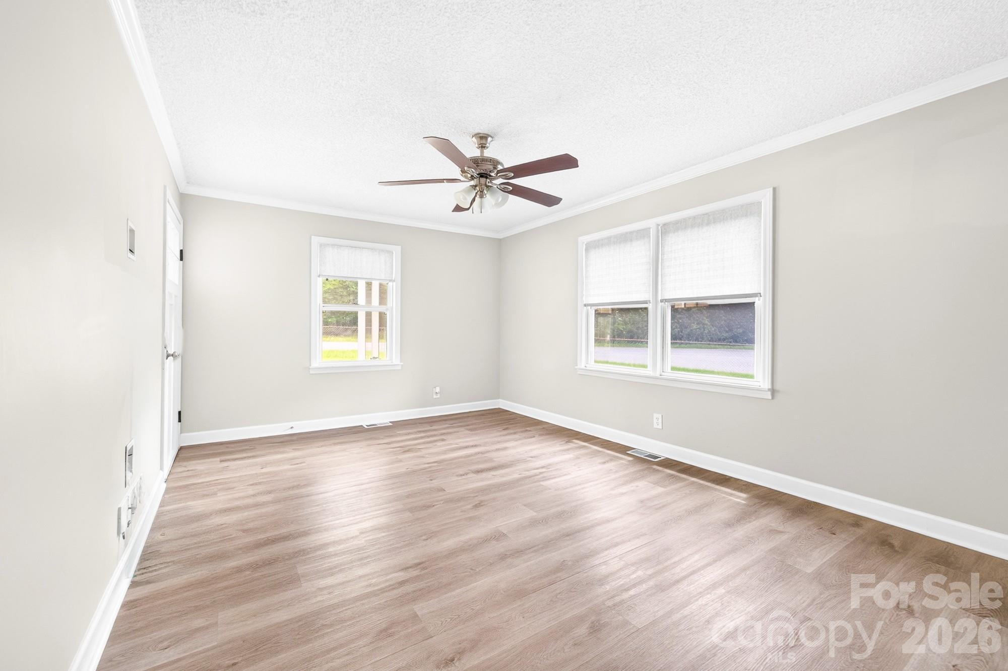 4525 Hemphill Rd, Gastonia, NC 28056