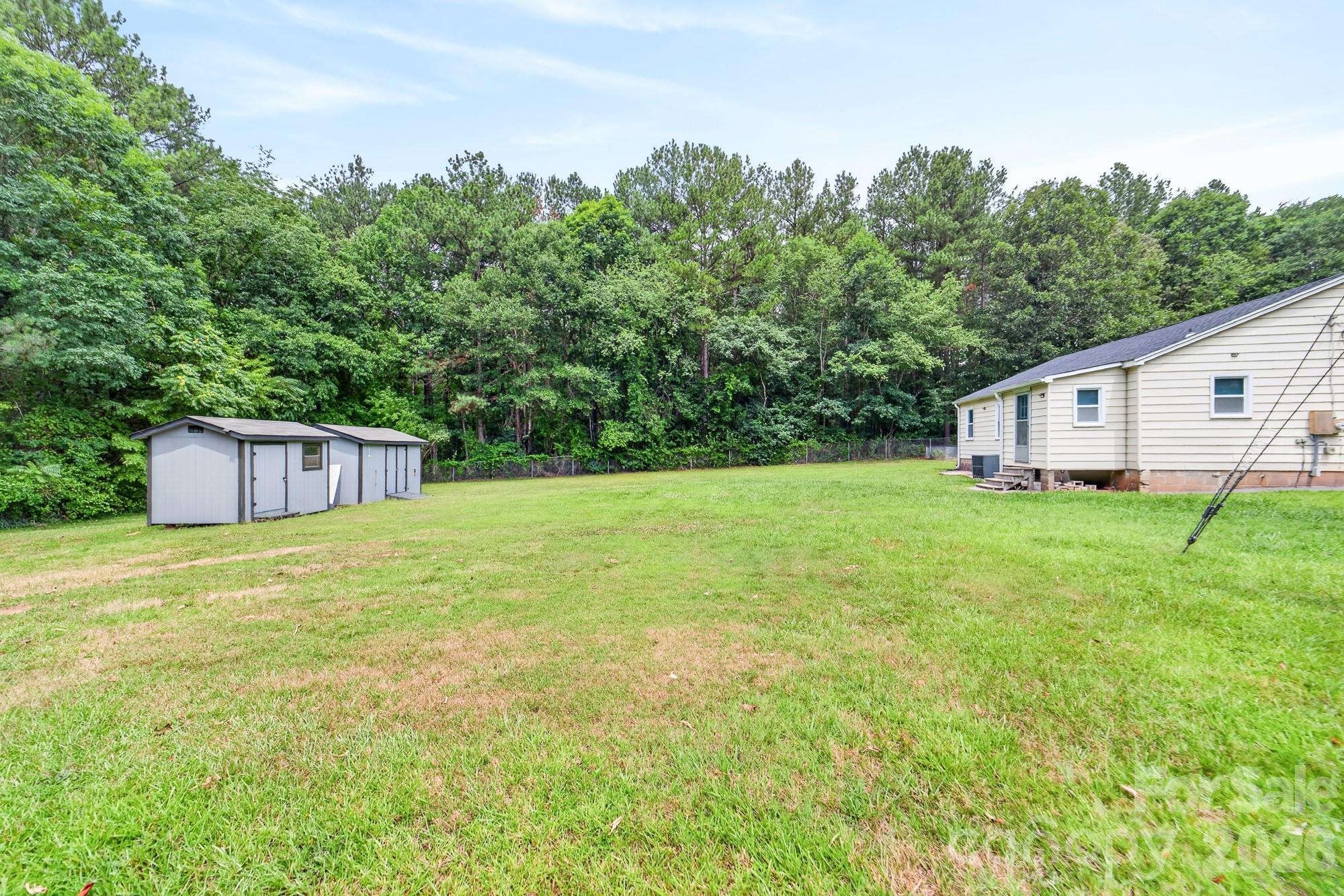 4525 Hemphill Rd, Gastonia, NC 28056